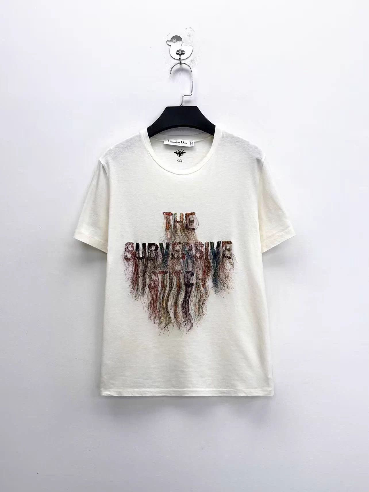 Dior Dior Off-White Col Slogan Tassel Bee ShortSleeve XS Size XS / US 0-2 / IT 36-38 - 1 Thumbnail