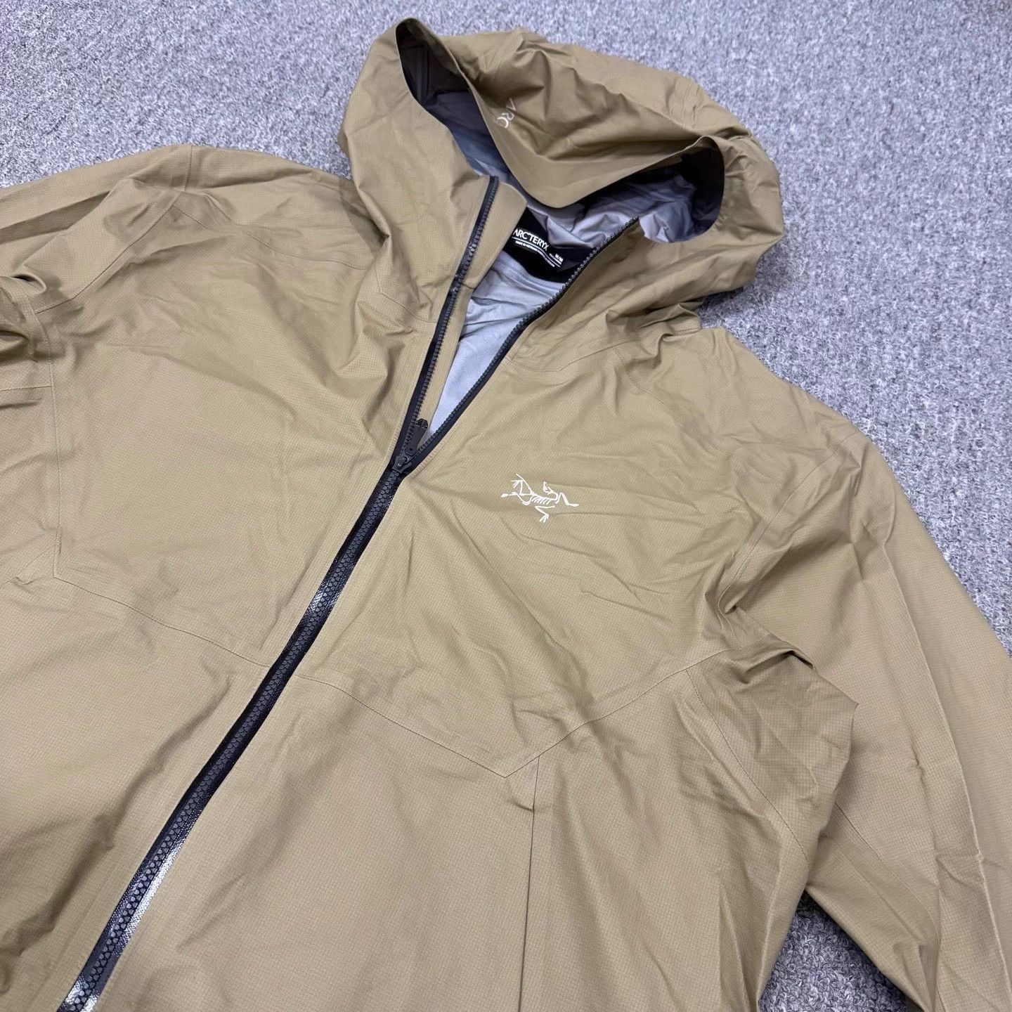 Arc'teryx Arcteryx Ralle Lightweight Hardshell Hooded M Mint Size M / US 6-8 / IT 42-44 - 3 Thumbnail
