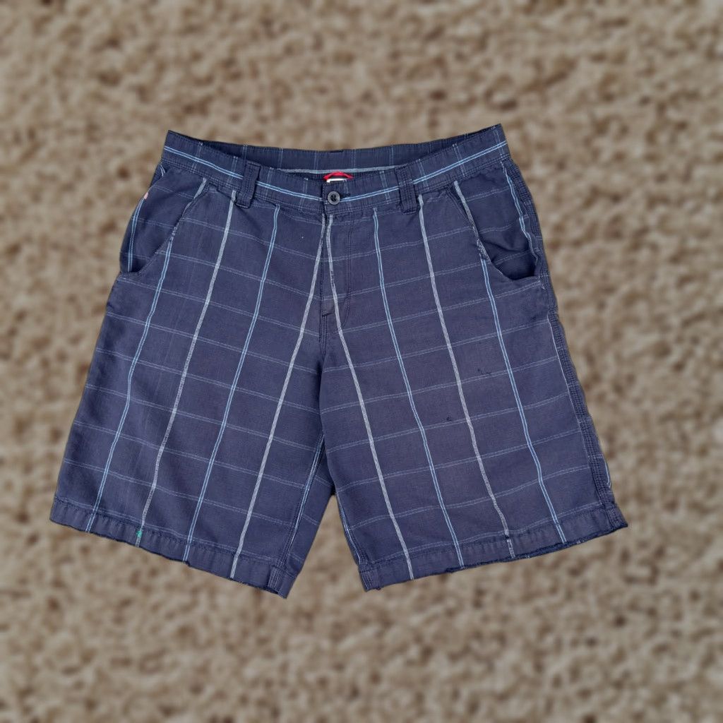 The North Face VINTAGE The North Face Shorts Mens 38 Blue Plaid Rip-Stop Fabric Cotton Blend Chino READ Size US 38 / EU 54 - 1 Thumbnail