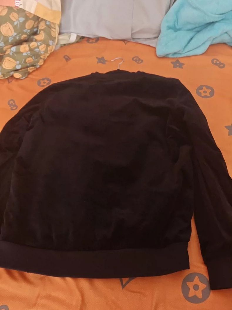 Givenchy Givenchy Black velvet hoodie Size US M / EU 48-50 / 2 - 4 Thumbnail