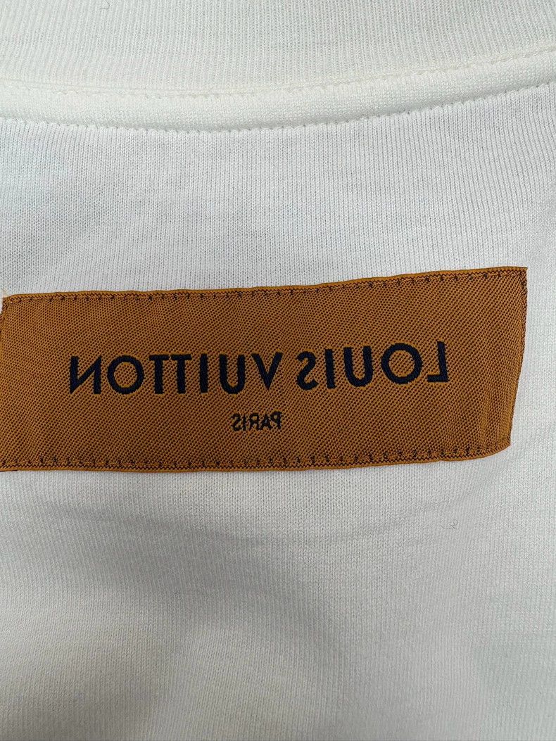 Louis Vuitton Louis Vuitton Peace dove short sleeve 2501-Nextarrow Size US XXL / EU 58 / 5 - 7 Thumbnail