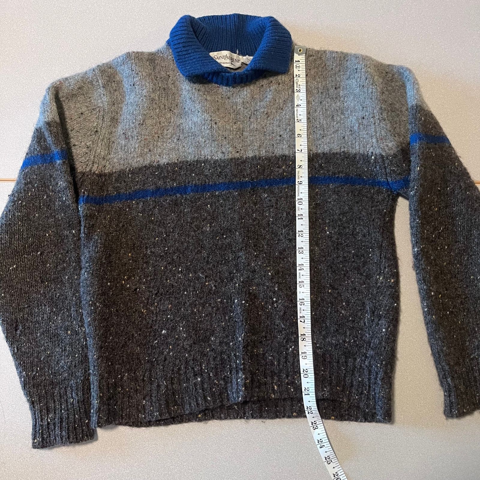 Yves Saint Laurent Yves Saint Laurent Mens Gray Wool Sweater – Size L Size US L / EU 52-54 / 3 - 5 Thumbnail