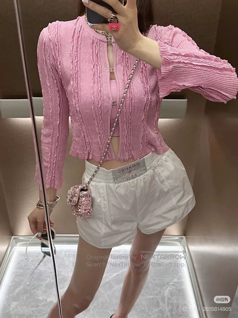 Other Chanel 23c white shorts full diamond logo waist seal diamo Size 24" / US 00 / IT 34 - 9 Thumbnail