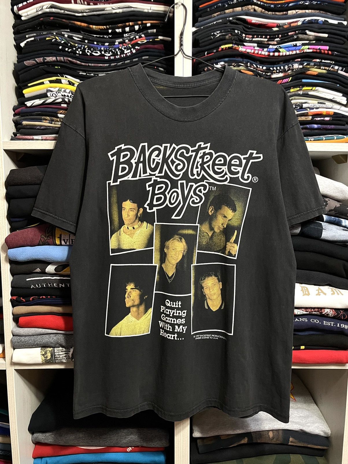Band Tees Vintage 1997 Backstreet Boys Quit Playing Games 90s T-Shirt Size US L / EU 52-54 / 3 - 16 Thumbnail