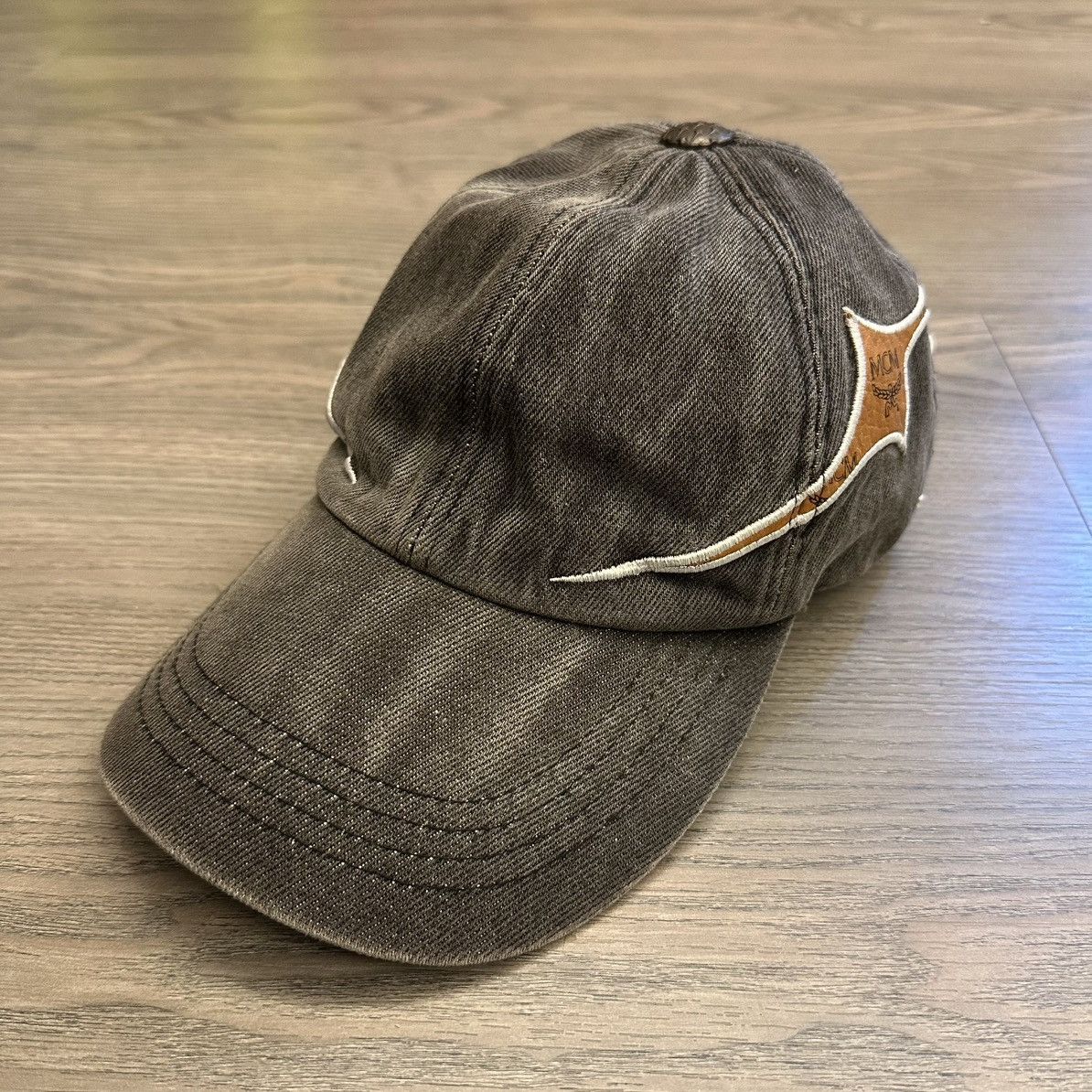 MCM × Thug Club Thug Club x MCM Tribal Leather Cap hat Size ONE SIZE - 6 Thumbnail
