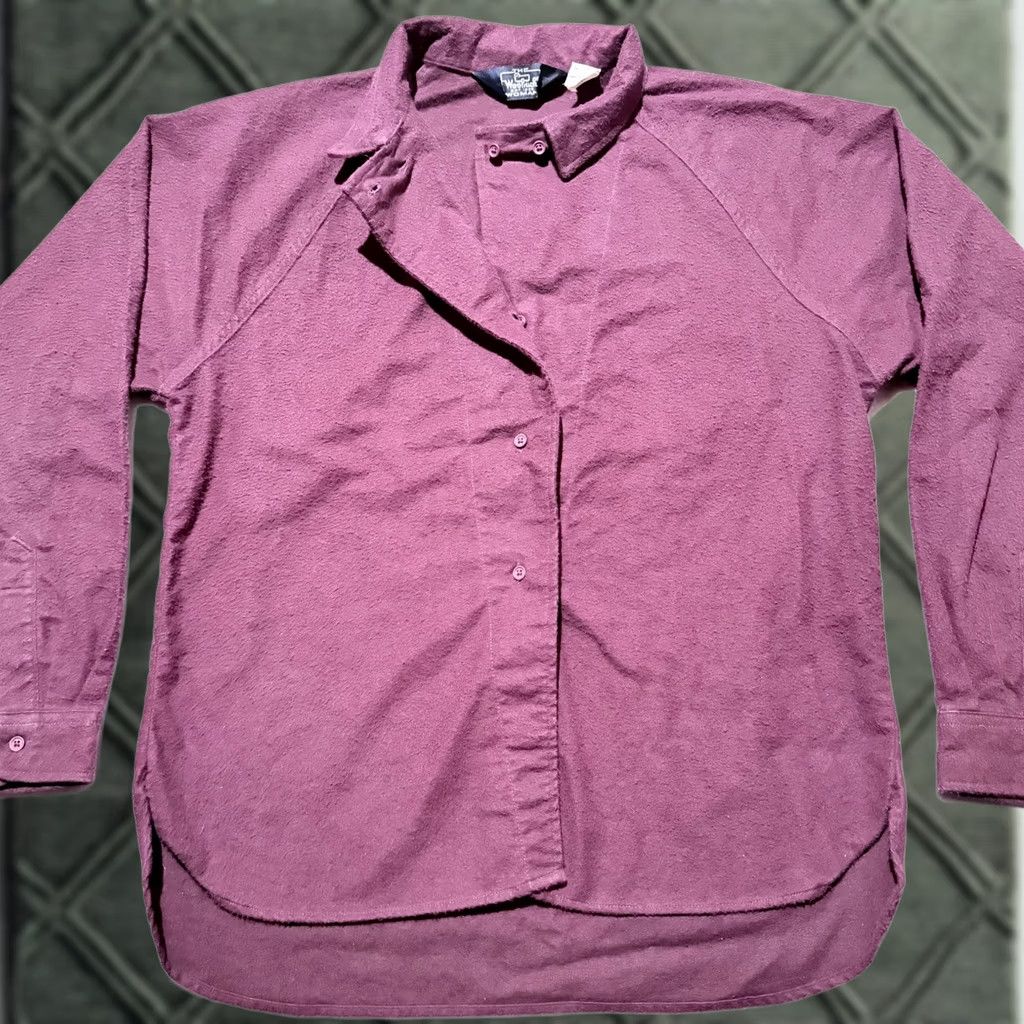 Vintage VINTAGE Woolrich Shirt Women Burgundy USA Made Hidden Button Placket Top - Large Size L / US 10 / IT 46 - 1 Thumbnail