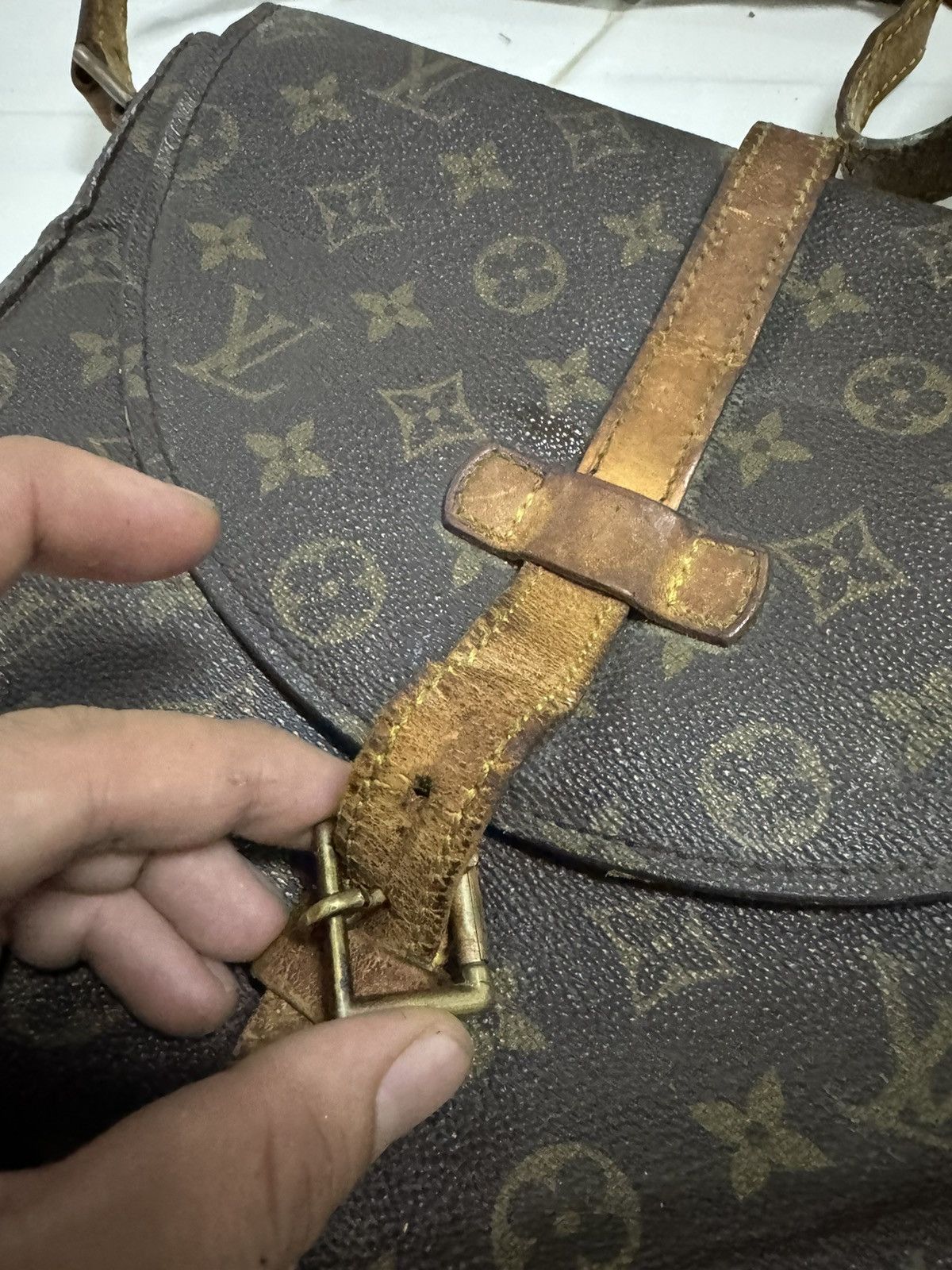 Louis Vuitton × Vintage Vintage Louis Vuitton Chantilly Swiss made shoulder bag Size ONE SIZE - 3 Thumbnail