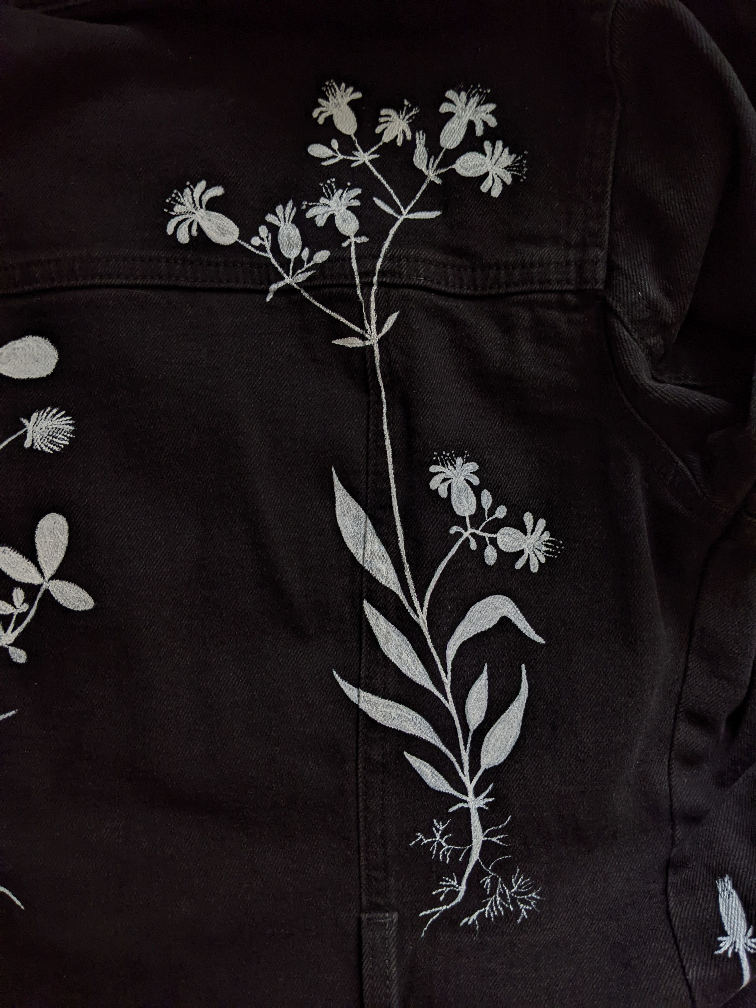 Handmade 1of1 Hand-painted denim dress with white flowers Size S / US 4 / IT 40 - 8 Thumbnail