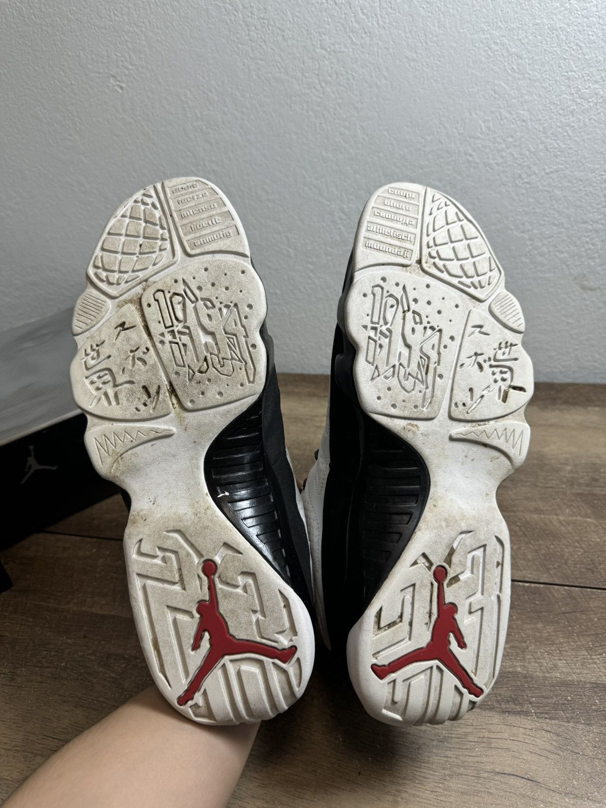 Jordan Brand Air Jordan 9 Retro OG White Black Red Size 15 | 302370-101 | Size US 15 / EU 48 - 6 Thumbnail