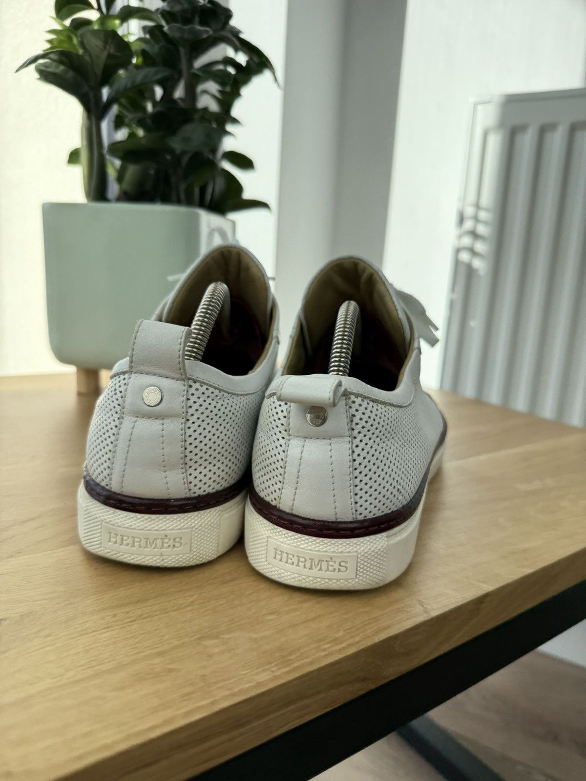 Hermes Hermes Sneakers Leather White logo Shoes 44 Size US 10 / EU 43 - 14 Thumbnail