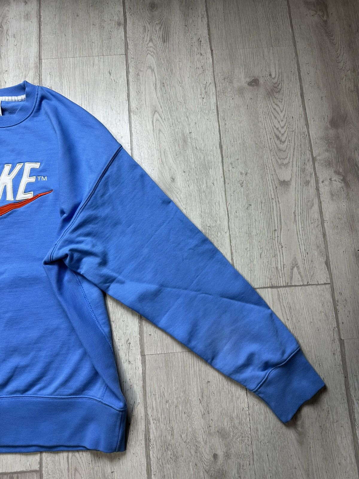Nike Vintage Nike Big Logo Crewneck Sweatshirt Size US L / EU 52-54 / 3 - 4 Thumbnail