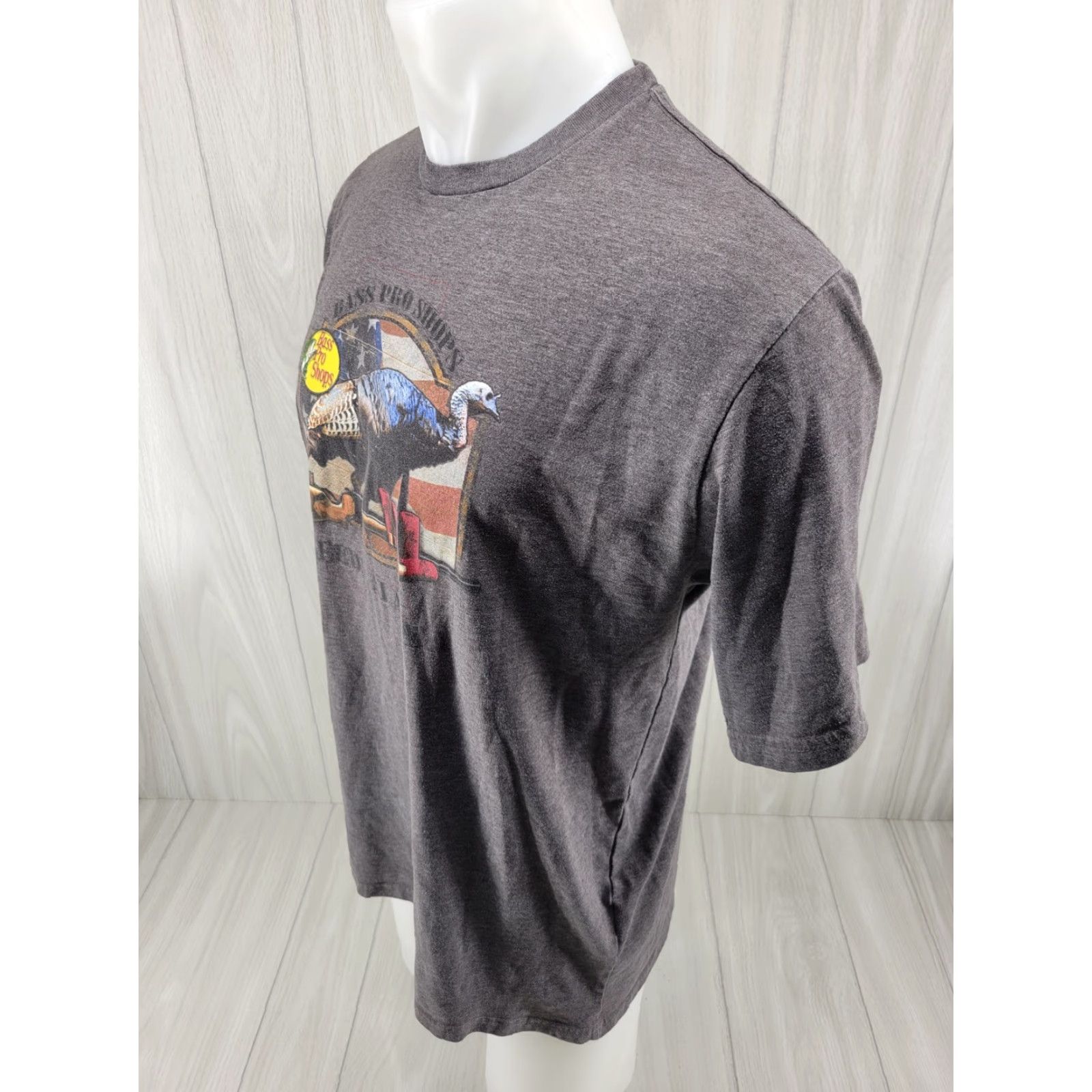 Bass Pro Shops Bass Pro Shops Turkey Leeds Alabama Mens Graphic T-Shirt Gray Size Large Size US L / EU 52-54 / 3 - 4 Thumbnail