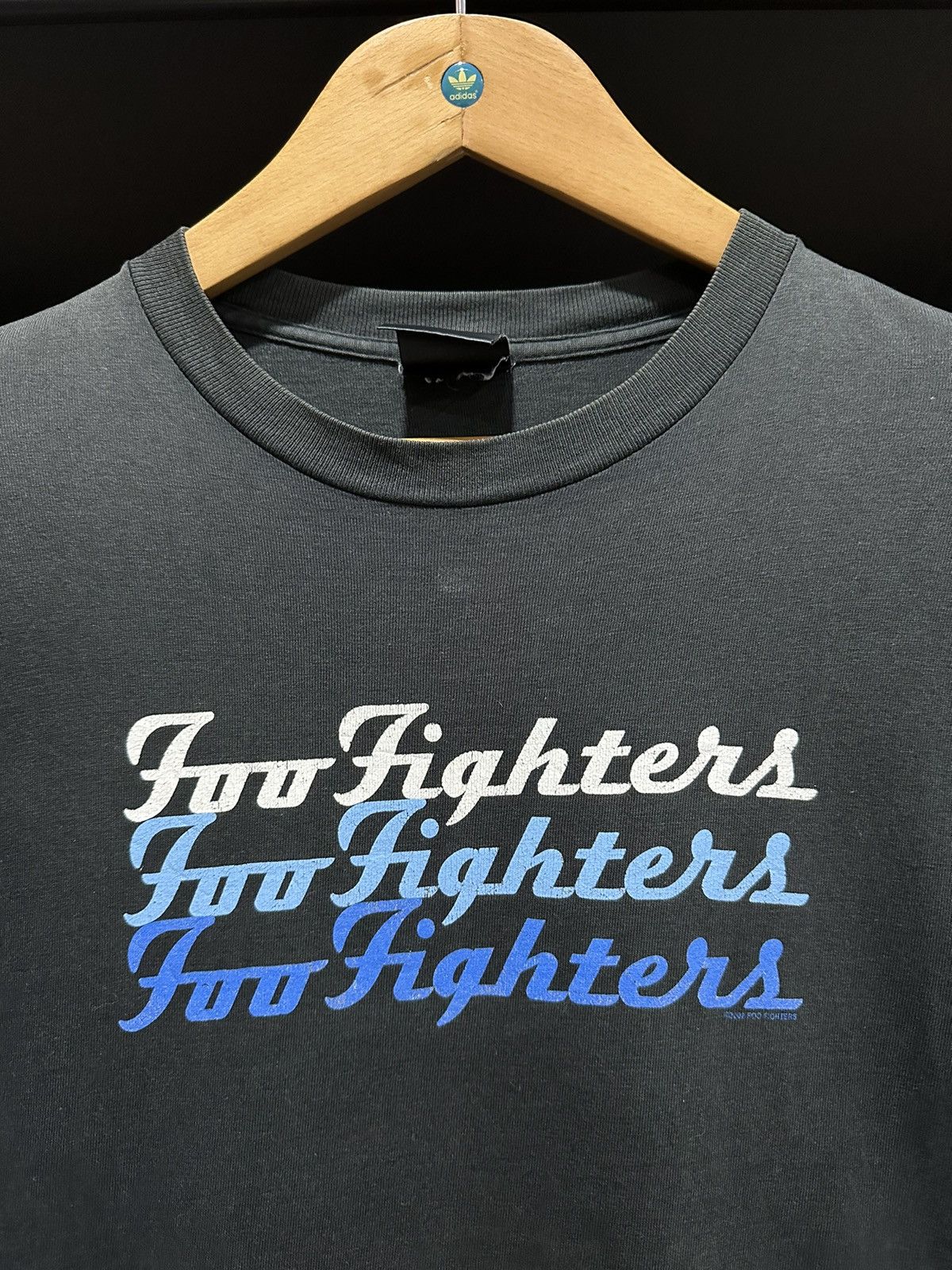 Band Tees × Vintage Vintage Foo Fighters Promo Sun Faded Tee Size US M / EU 48-50 / 2 - 2 Thumbnail