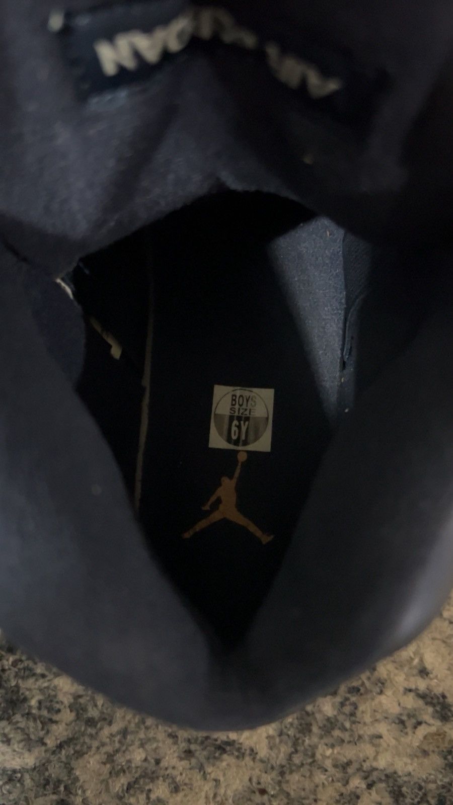 Nike Retro Jordan Bronze 5 Size US 6 / EU 39 - 5 Thumbnail