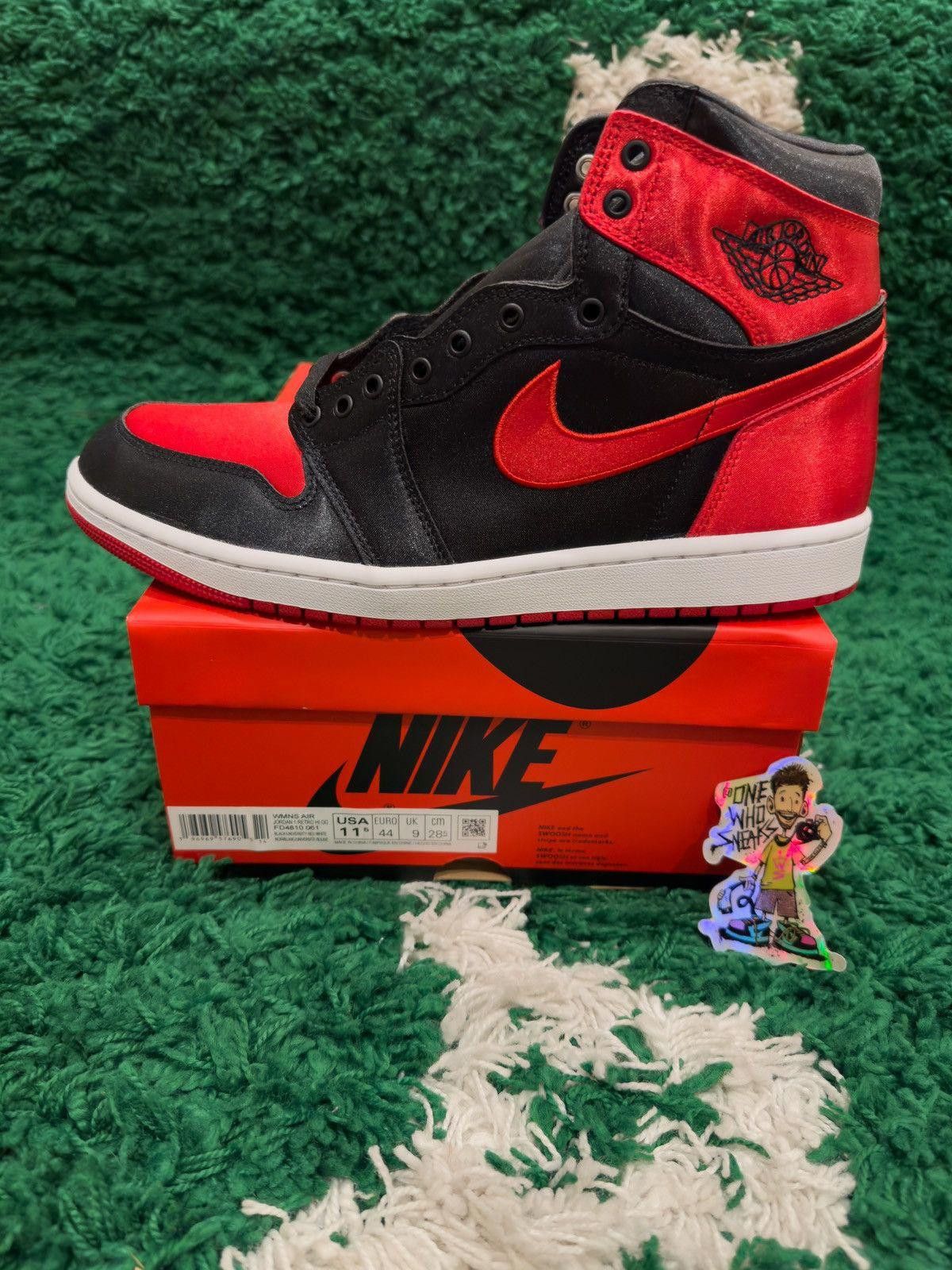 Jordan Brand Jordan 1 Retro High OG Satin Bred Size US 10 / EU 43 - 10 Thumbnail