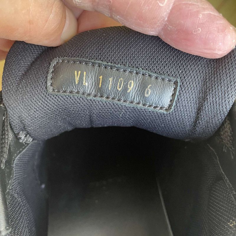 Louis Vuitton Louis Vuitton 2- Size US 7.5 / EU 40-41 - 5 Thumbnail