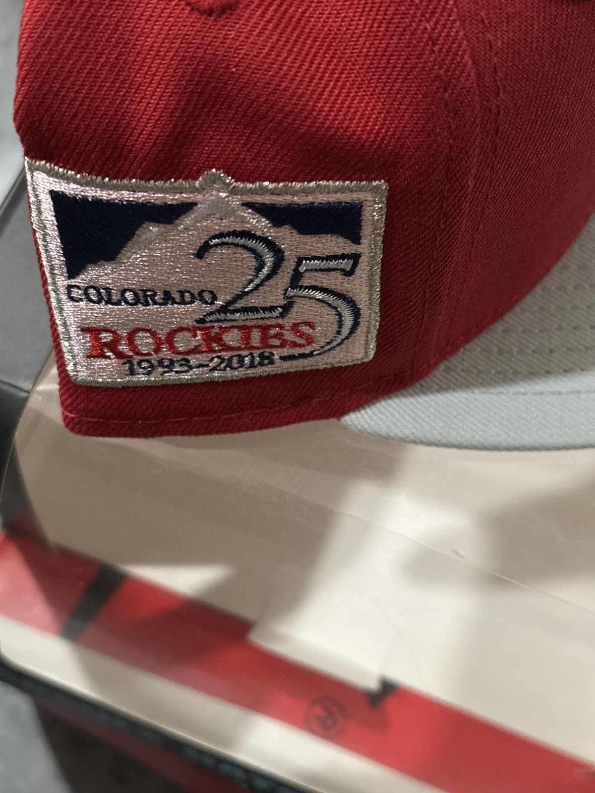 New Era Capsule Fitted sz 7 3/8 Size ONE SIZE - 1 Thumbnail