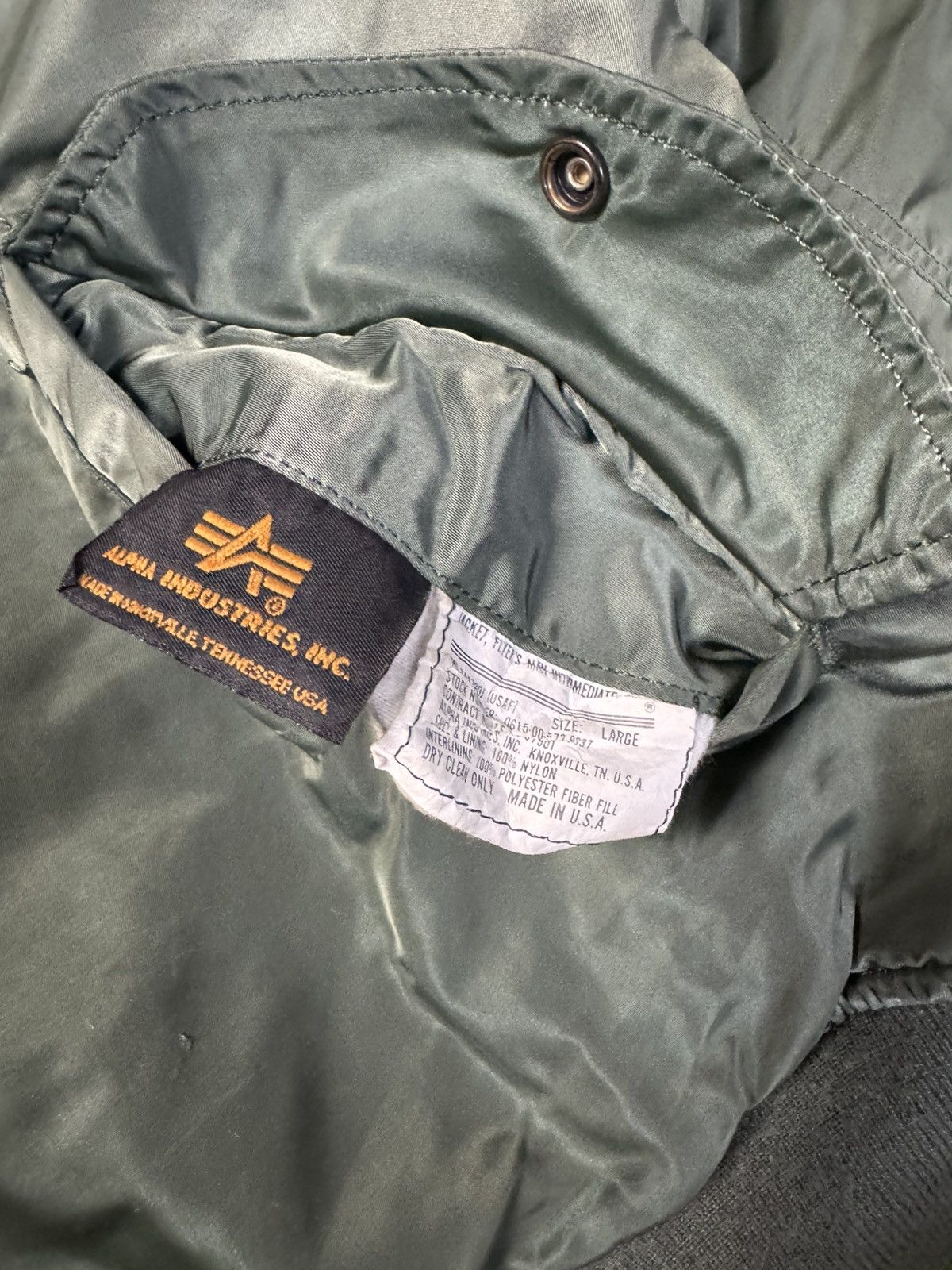 Alpha Industries × Vintage vintage alpha industries bomber jacket- leather patch Size US L / EU 52-54 / 3 - 9 Thumbnail
