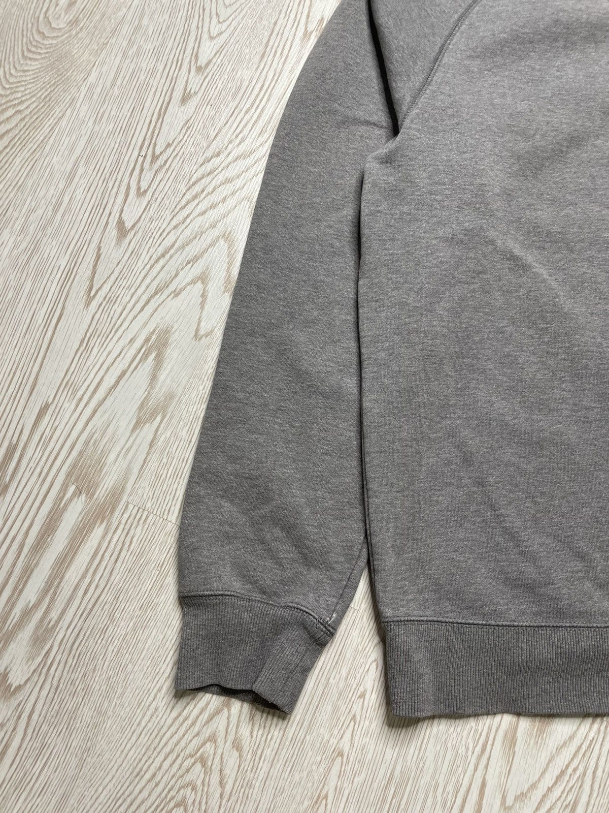 Carhartt Wip Y2K Carhartt WIP Sweatshirt Grey size M Size US M / EU 48-50 / 2 - 3 Thumbnail