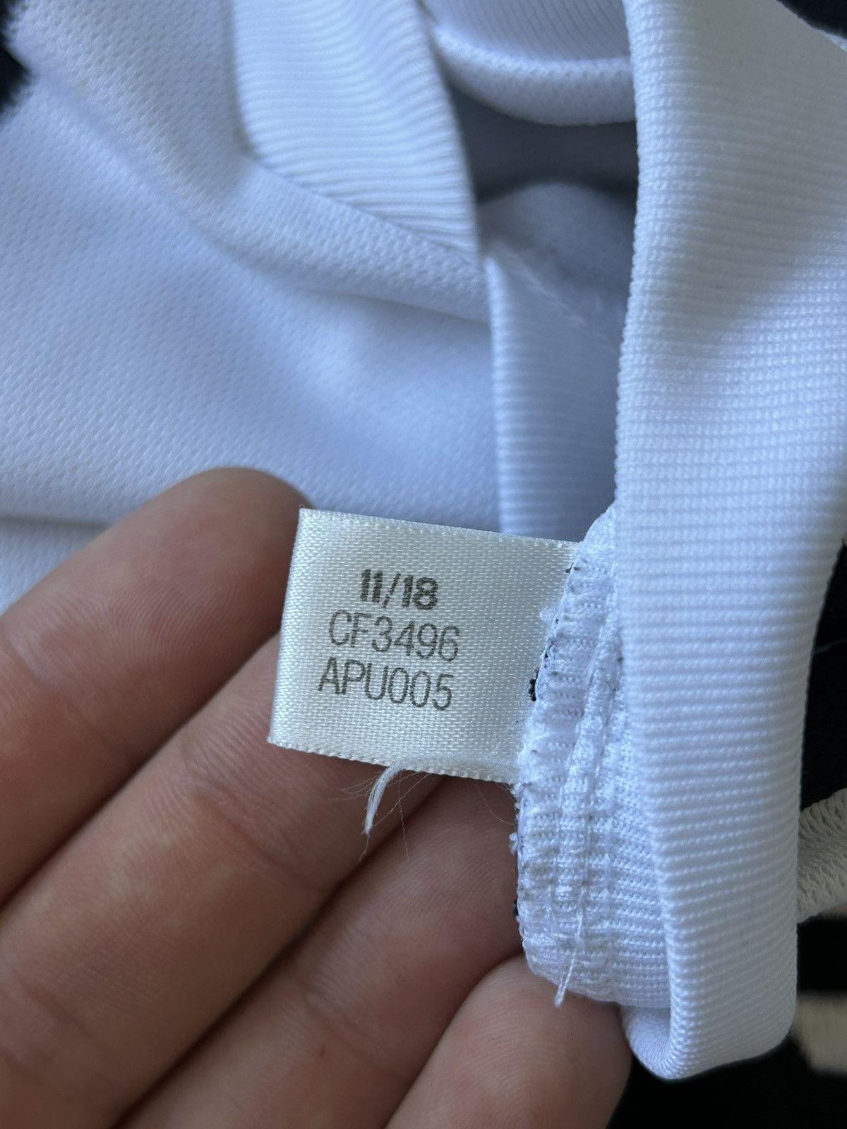 Adidas Adidas Juventus 2018/19 Home Soccer Jersey Black/White Size US S / EU 44-46 / 1 - 11 Thumbnail