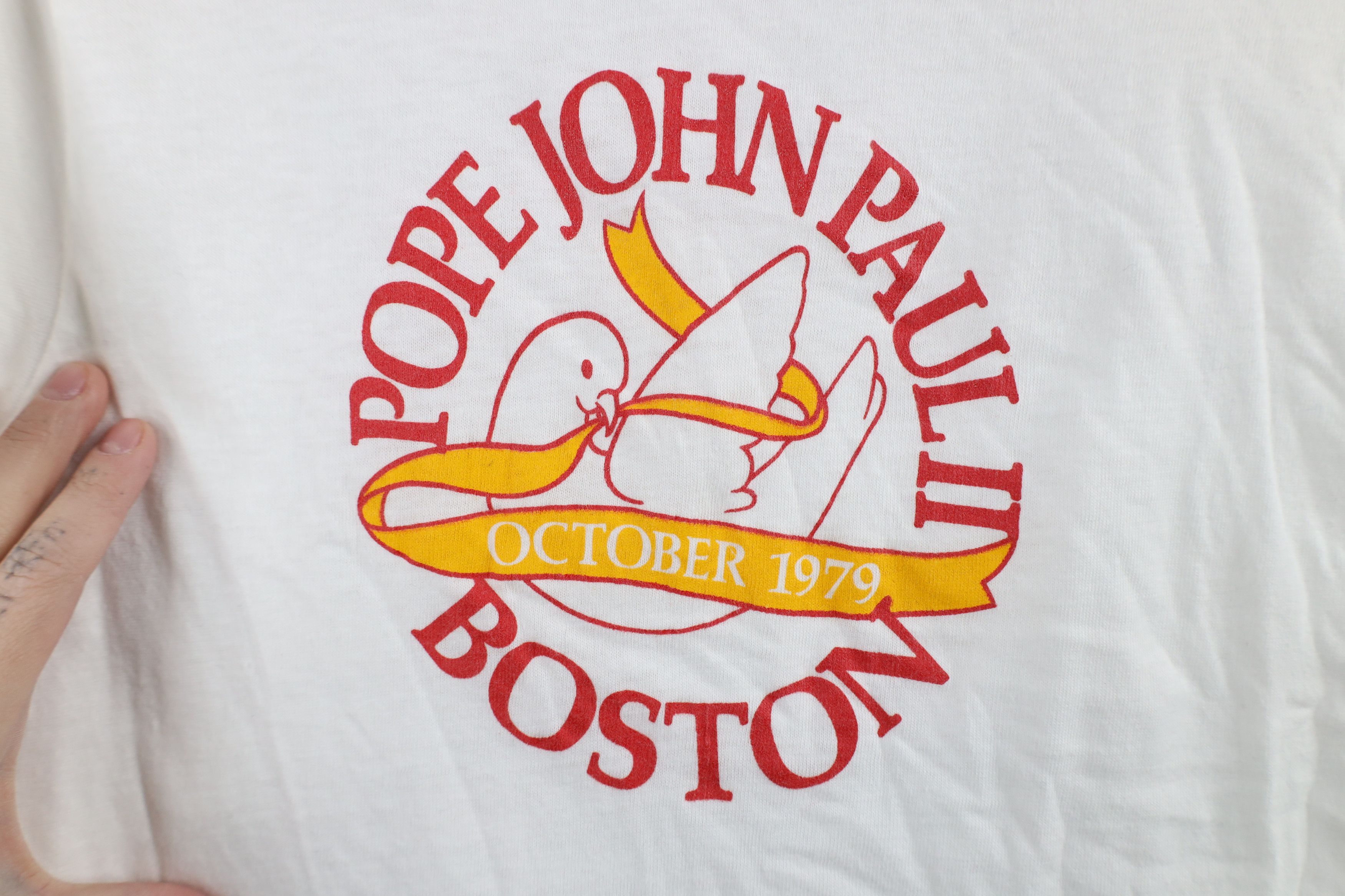 Vintage Vintage 70s Pope John Paul II Boston Catholic T-Shirt USA Size S / US 4 / IT 40 - 4 Thumbnail