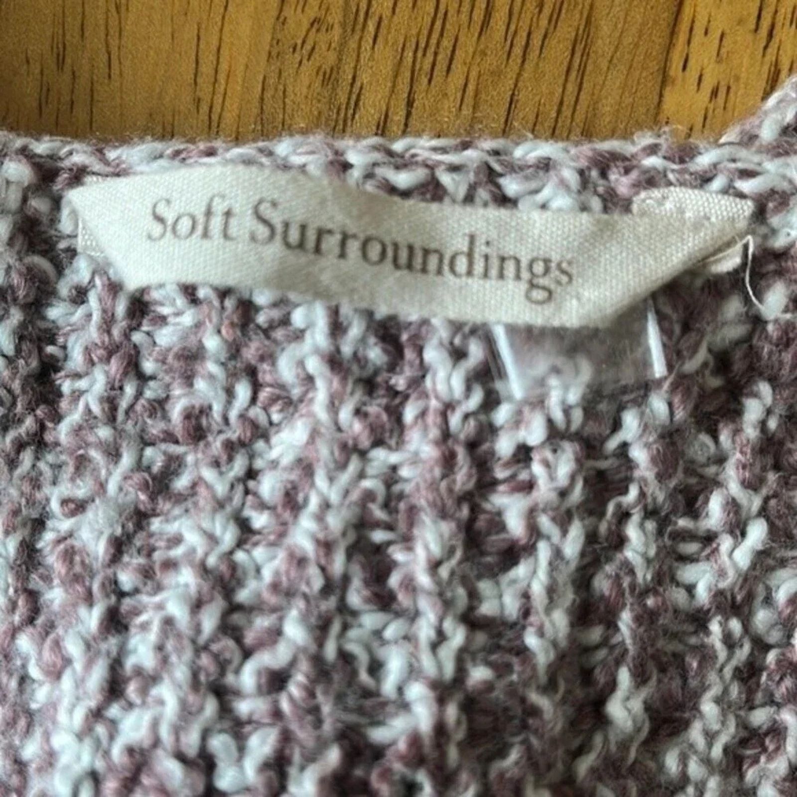 Madewell Soft Surroundings marked v-neck cotton blend sweater, size M Size M / US 6-8 / IT 42-44 - 2 Thumbnail