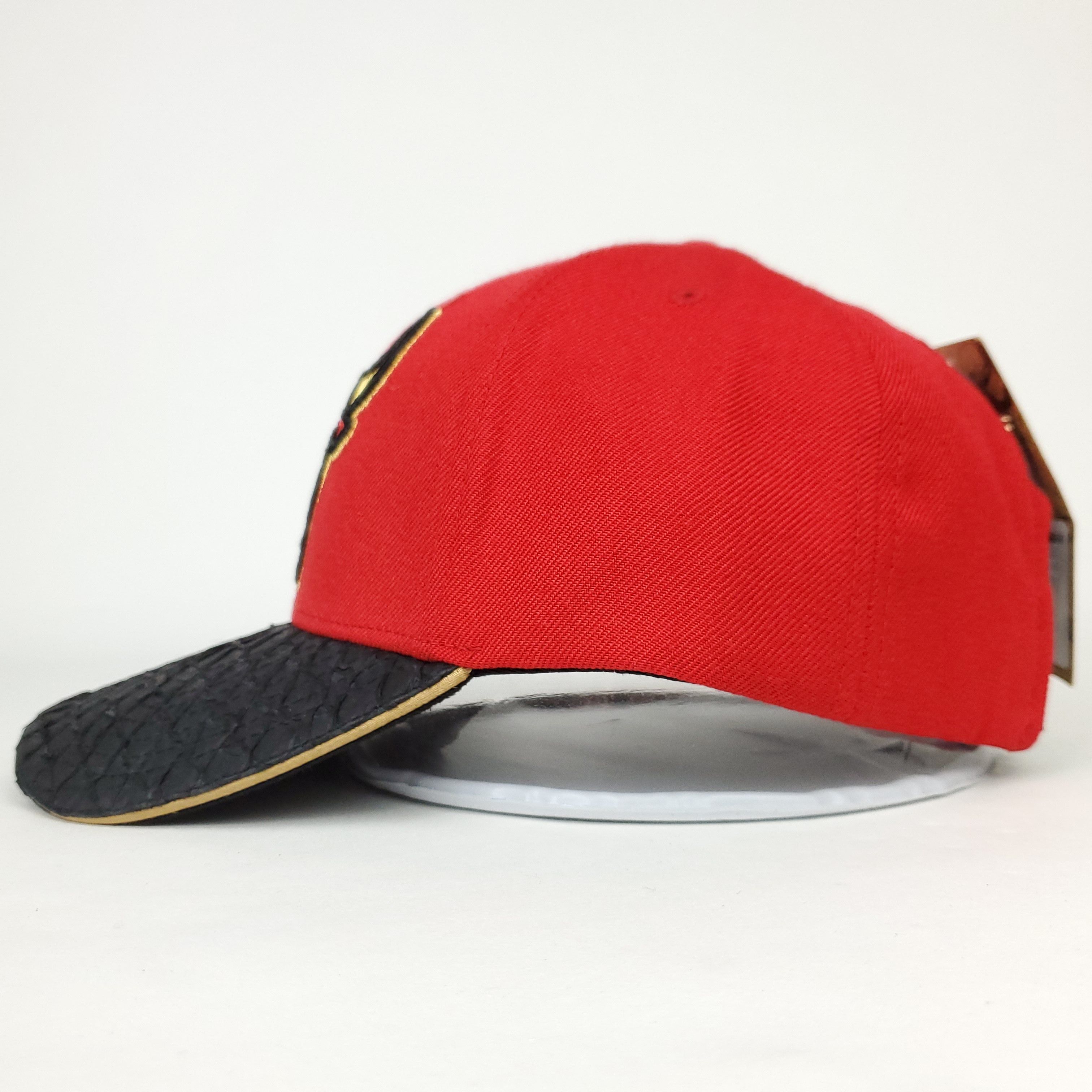 Mitchell & Ness Chicago Bulls Carp Skin Bill Strapback Hat Size ONE SIZE - 7 Thumbnail