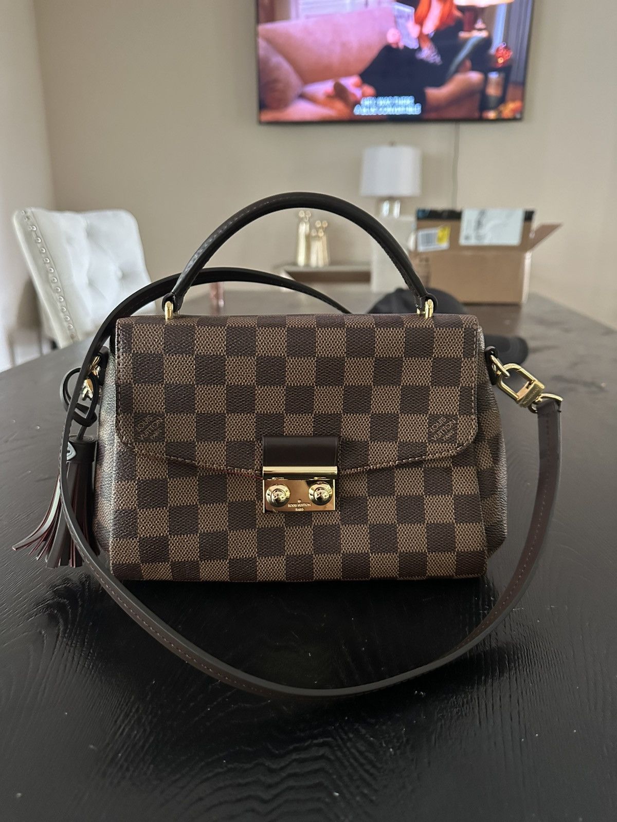 LOUIS VUITTON CROISETTE