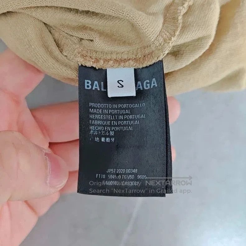 Balenciaga Balenciaga Beige Crown Short Sleeve Tee. Size US S / EU 44-46 / 1 - 4 Thumbnail