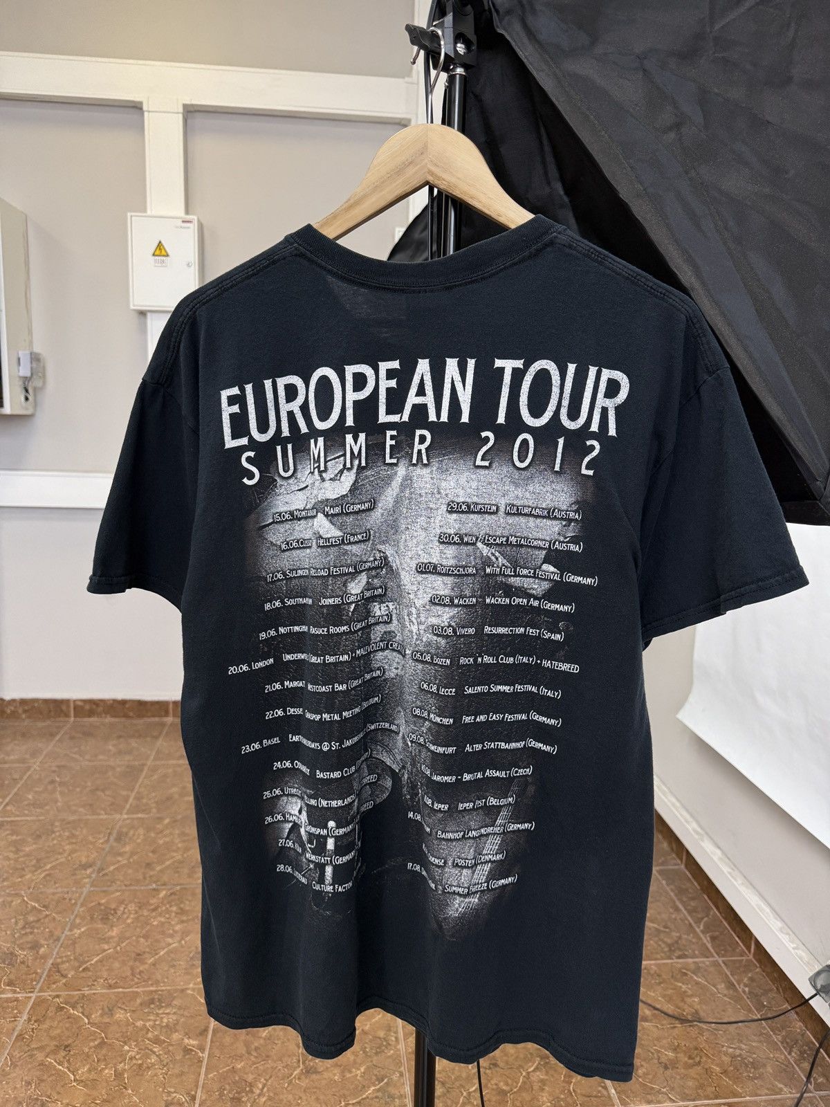 Gildan 🇺🇸 Vintage Y2K Unearth Metalcore Band European Tour 2012 Tee Size US L / EU 52-54 / 3 - 2 Thumbnail