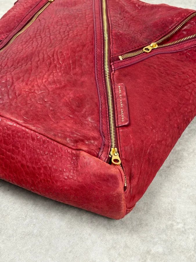 Marc Jacobs Marc Jacobs Red Leather Multi-Zip Shoulder Bag Size ONE SIZE - 5 Thumbnail