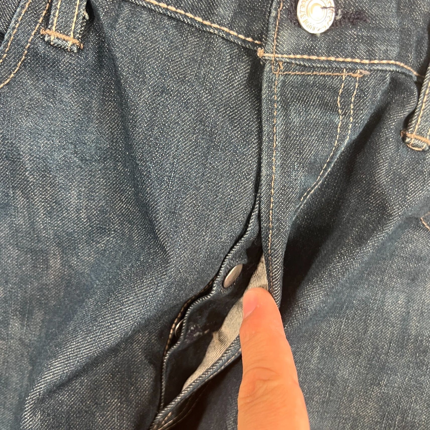 Levi's VINTAGE Levi's 501 Jeans Mens 38x33 Straight Fit Dark Wash Cotton 90s Y2K Streetwear Size US 38 / EU 54 - 5 Thumbnail
