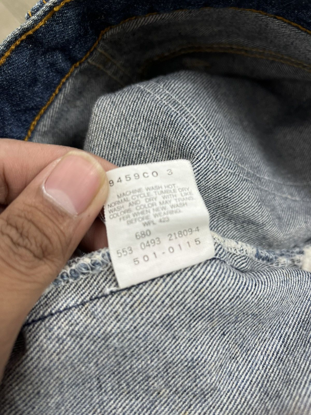 Levi's Vintage Clothing 🇺🇸1990s Vintage Levis 501 USA 31x34 Indigo Blue Jeans Size US 31 - 12 Thumbnail