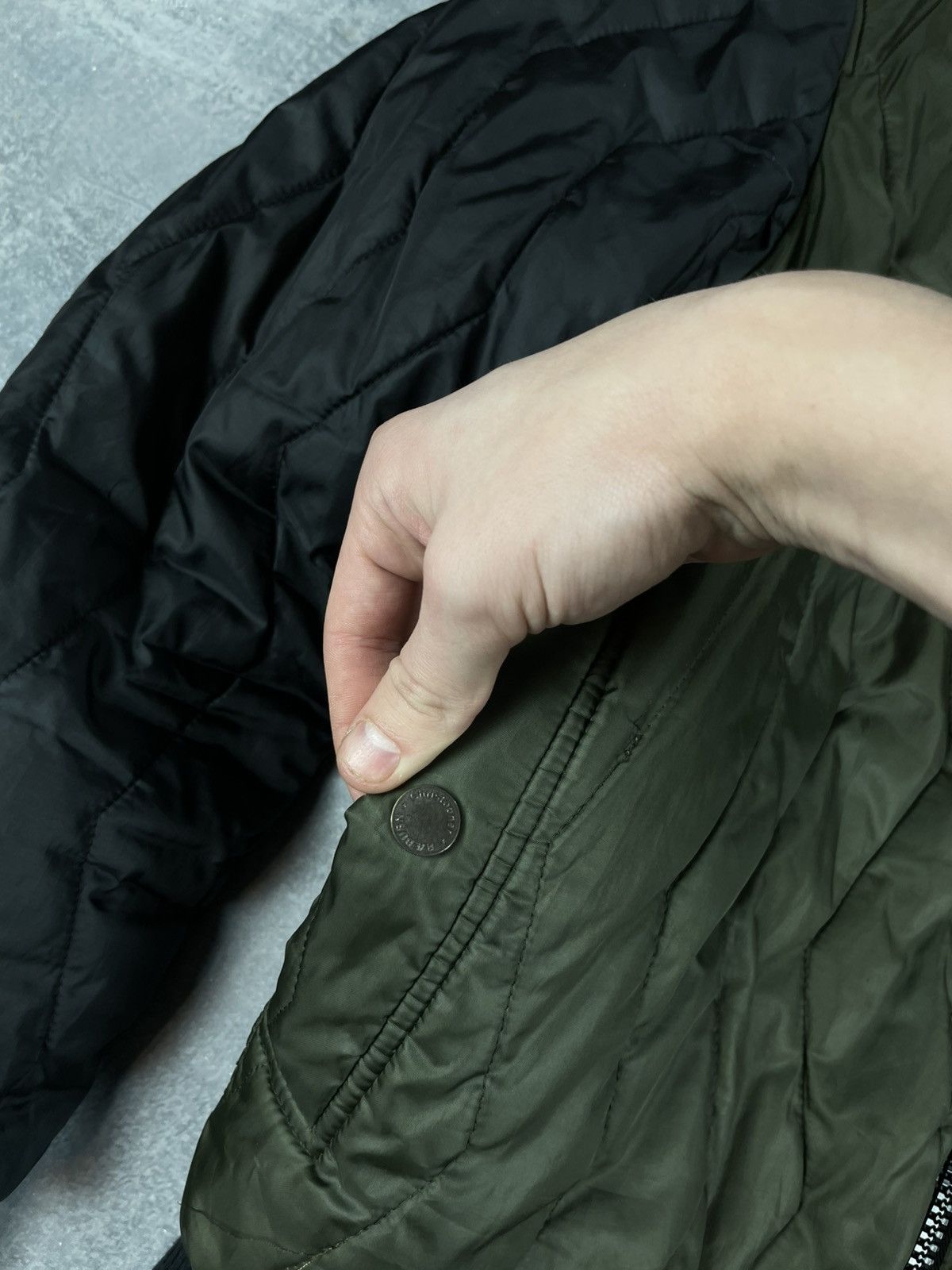 Christopher Raeburn RARE Christopher Raeburn Y2K japanese olive bomber jacket Size US M / EU 48-50 / 2 - 5 Thumbnail