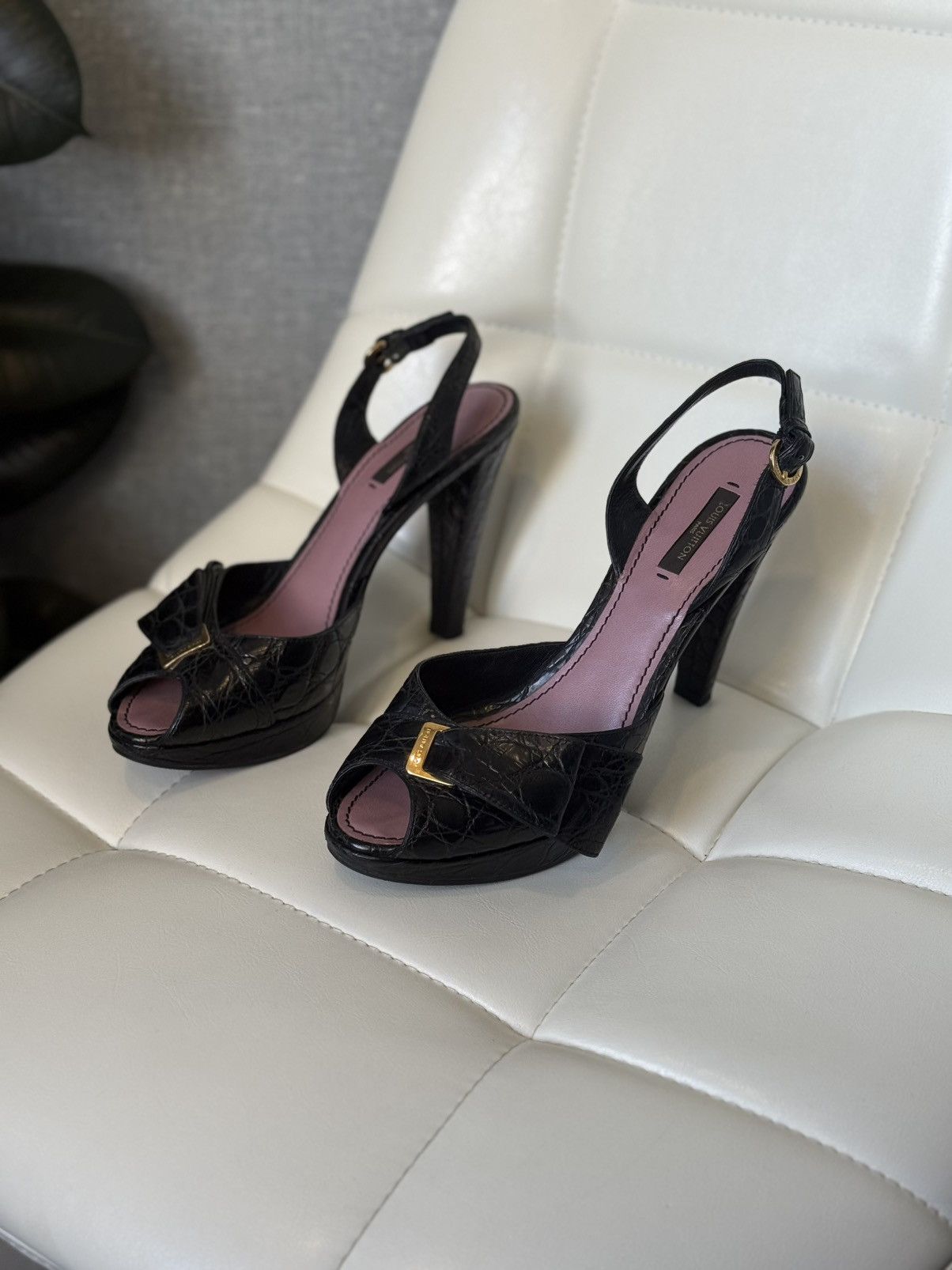 Louis Vuitton Louis Vuitton Black Crocodile Embossed Platform Sandals Heel Size US 9 / IT 39 - 1 Thumbnail