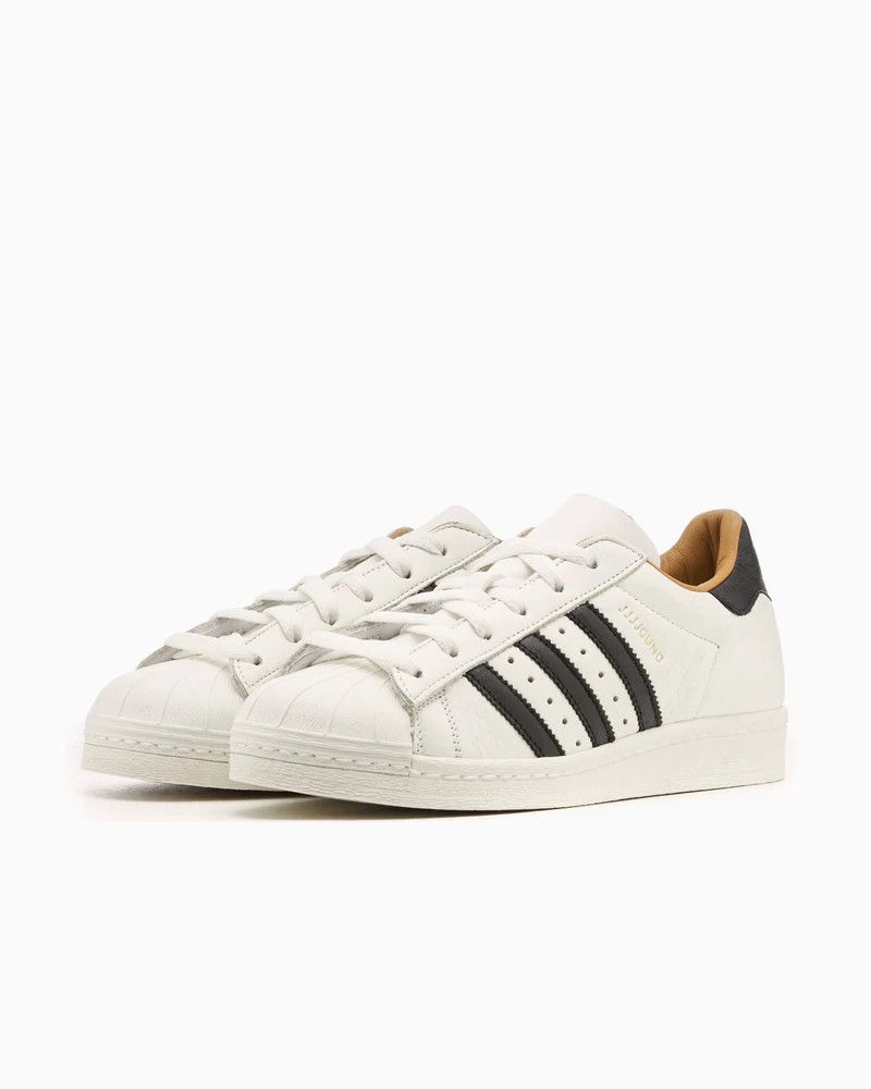 Adidas × JJJJound o1mle0426 Superstar 82 Low-Top Sneakers in Off-White/Black Size US 9 / EU 42 - 5 Thumbnail