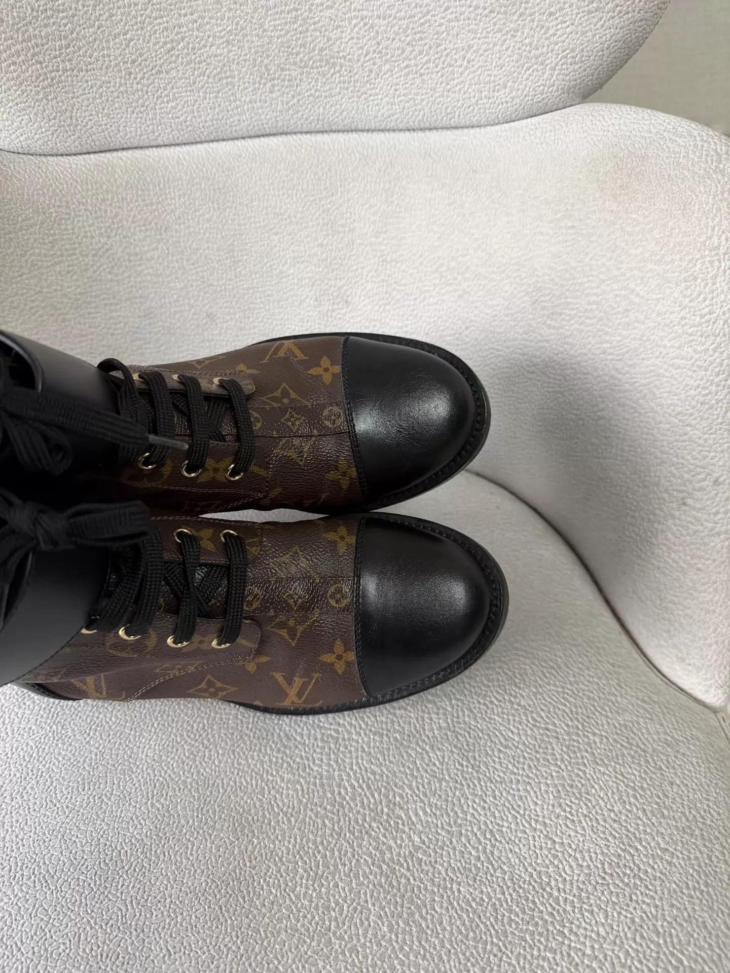 Louis Vuitton LV Wonderland Martin Boots Black/Brown Monogram 38.5 NM Size US 8 / IT 38 - 7 Thumbnail