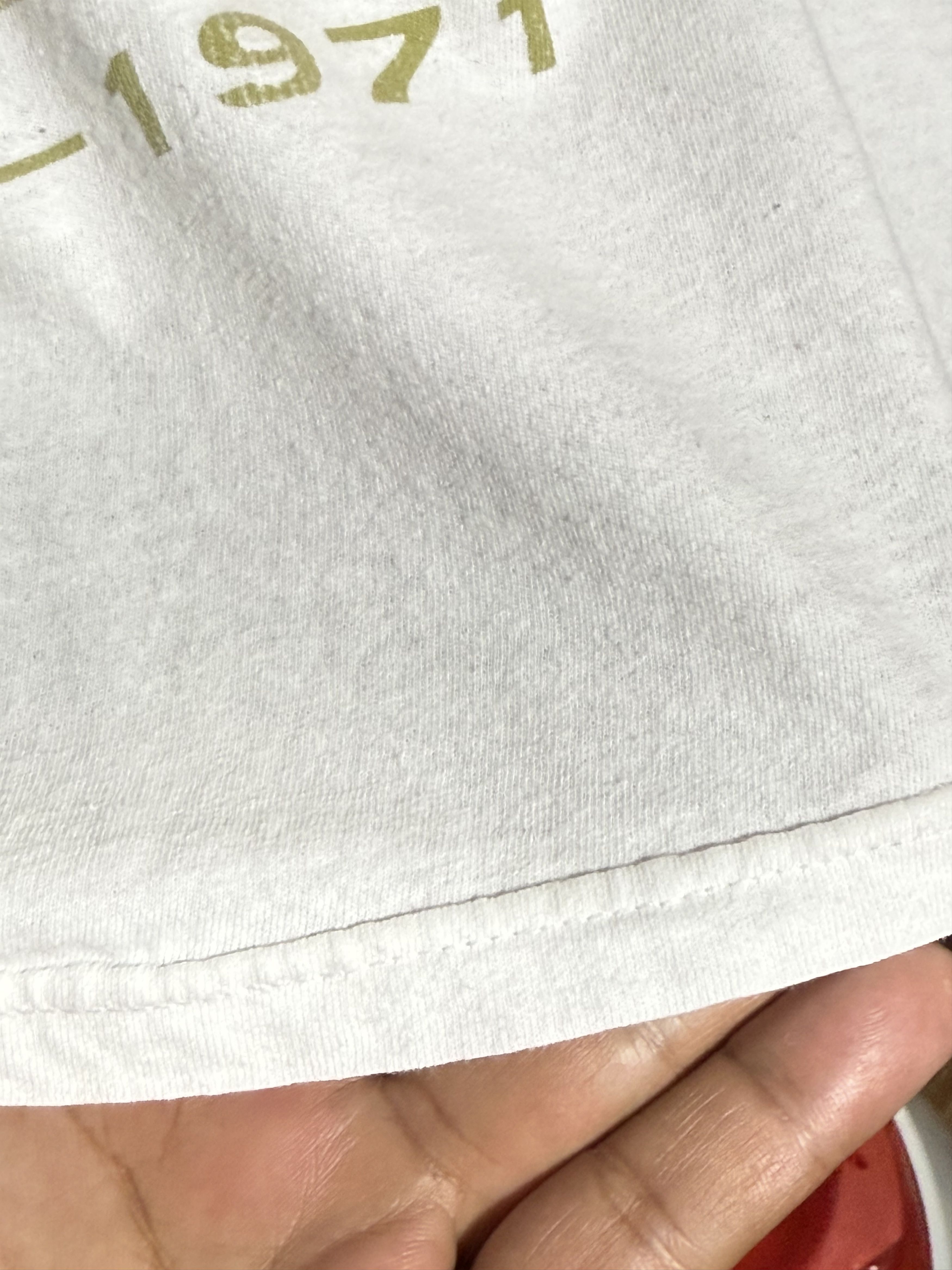Rap Tees Vintage 2Pac Tupac Tribute Tee–1971 Infinity–White–Size M Size US M / EU 48-50 / 2 - 5 Thumbnail