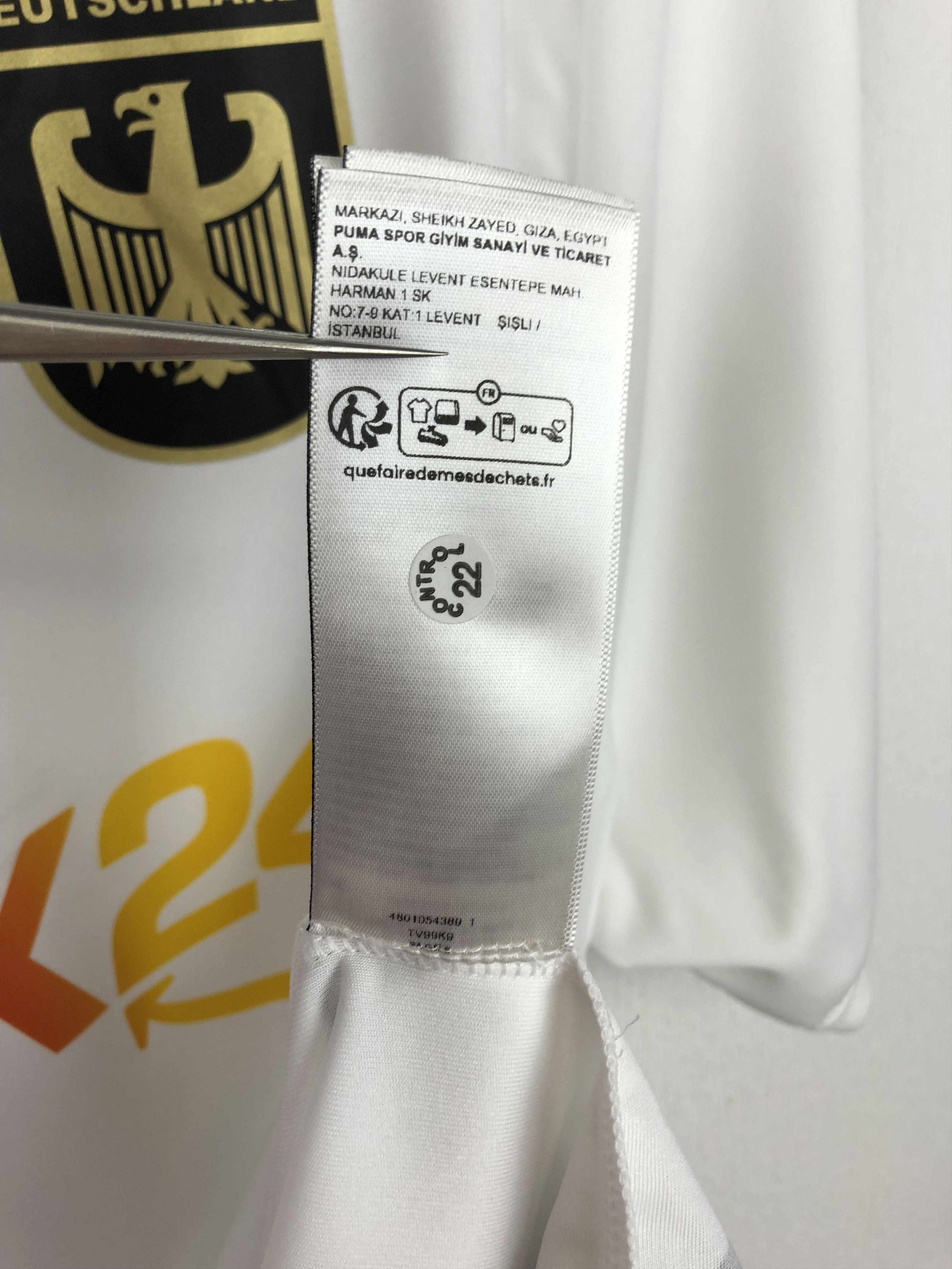 Puma Deutschland DFB Puma Germany White Sport Shirt Jersey Mens Size US XL / EU 56 / 4 - 8 Thumbnail