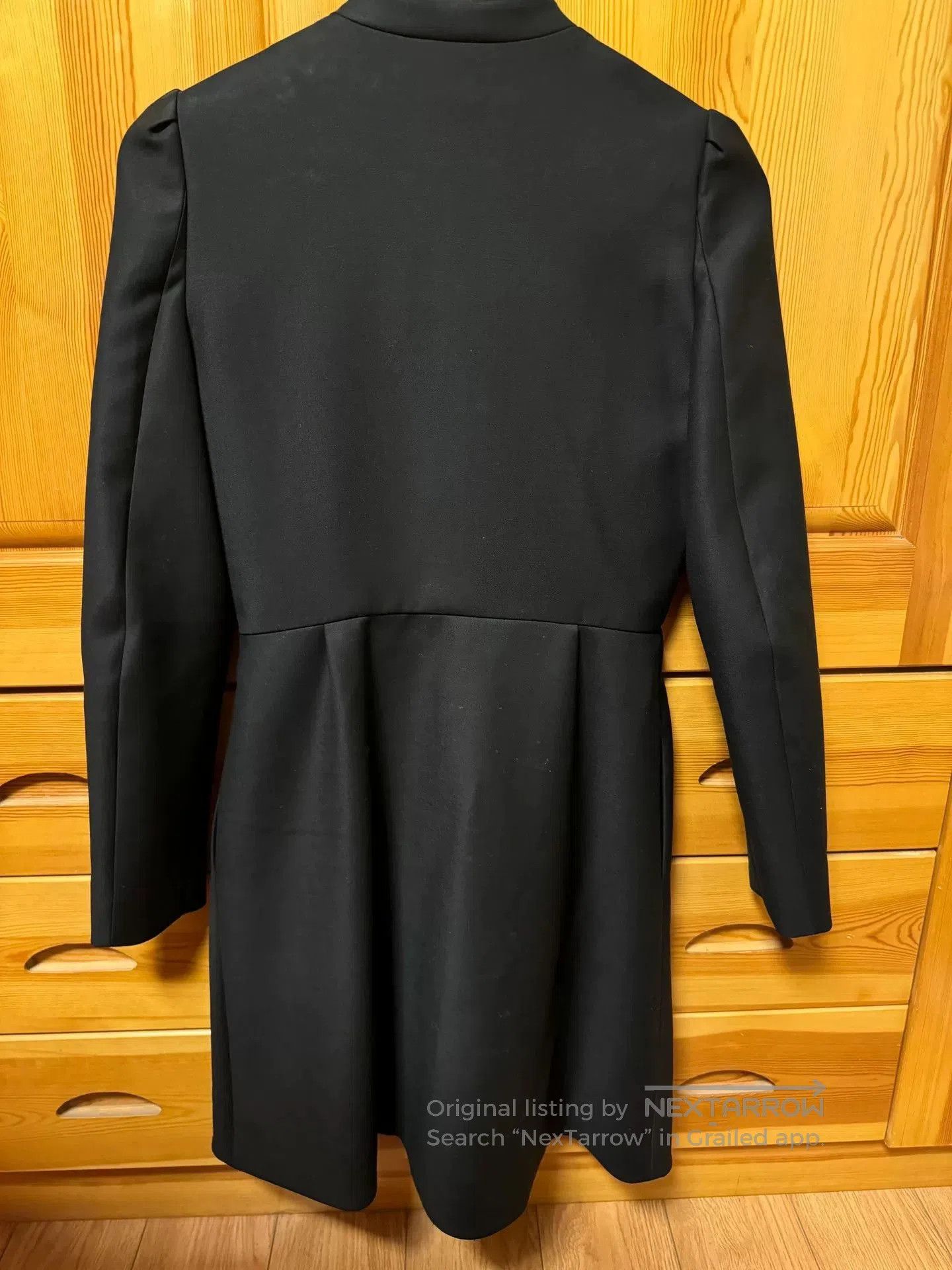 Valentino Valentino Women's Black Wool Long Coat. Size US XS / EU 42 / 0 - 7 Thumbnail