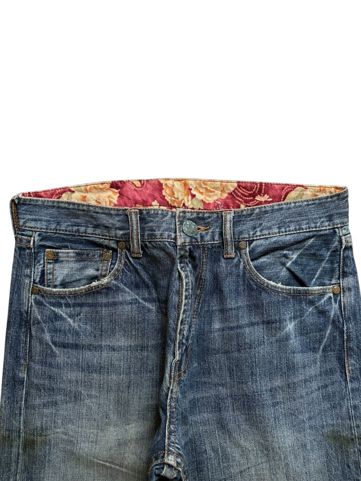 Japanese Brand Vintage Japanese Brand Sugoi Koi Fish Embroidered Baggy Jean Size US 32 / EU 48 - 4 Thumbnail