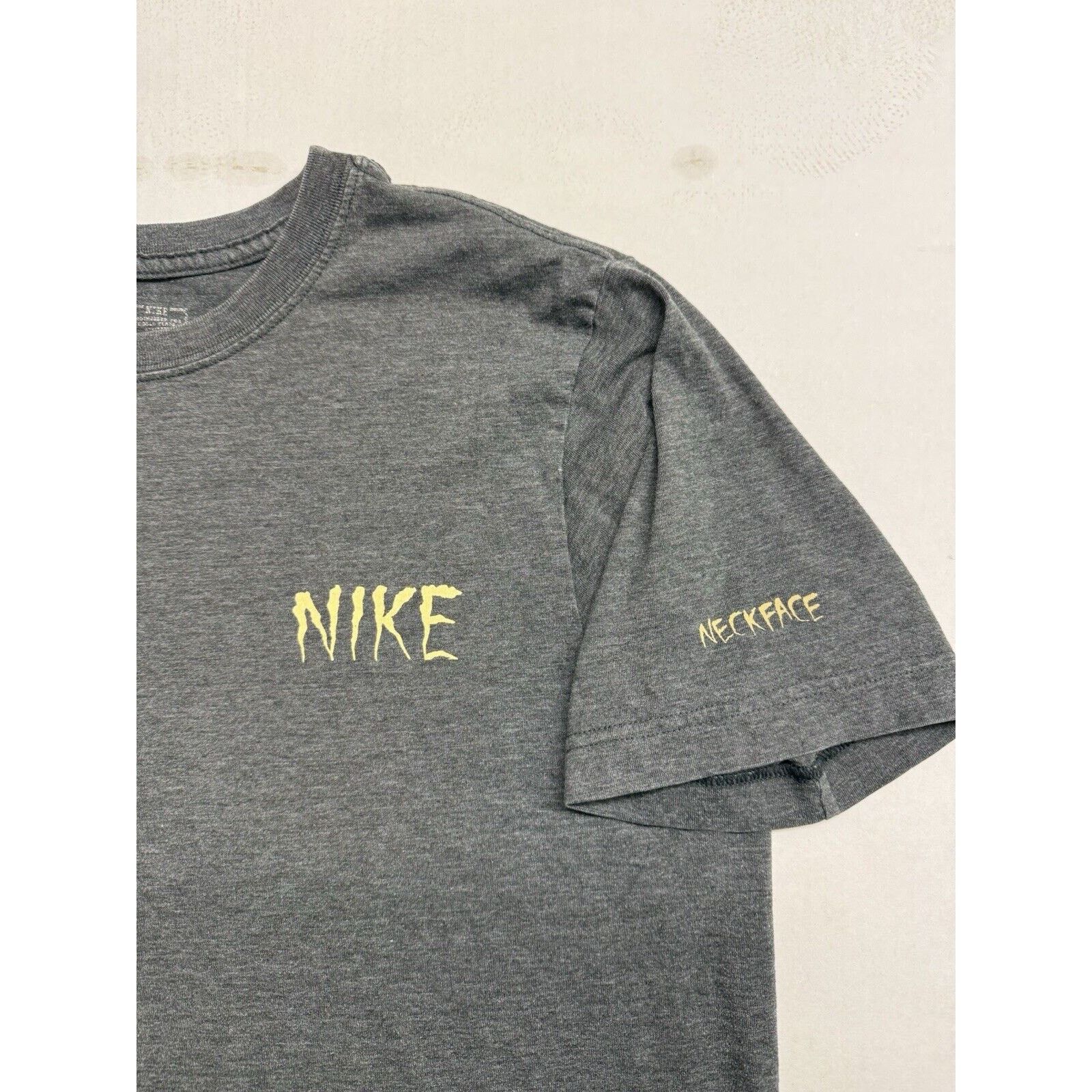 Nike Nike SB Neckface TShirt Men Medium Grey Lights Out Graffiti Size US M / EU 48-50 / 2 - 4 Thumbnail