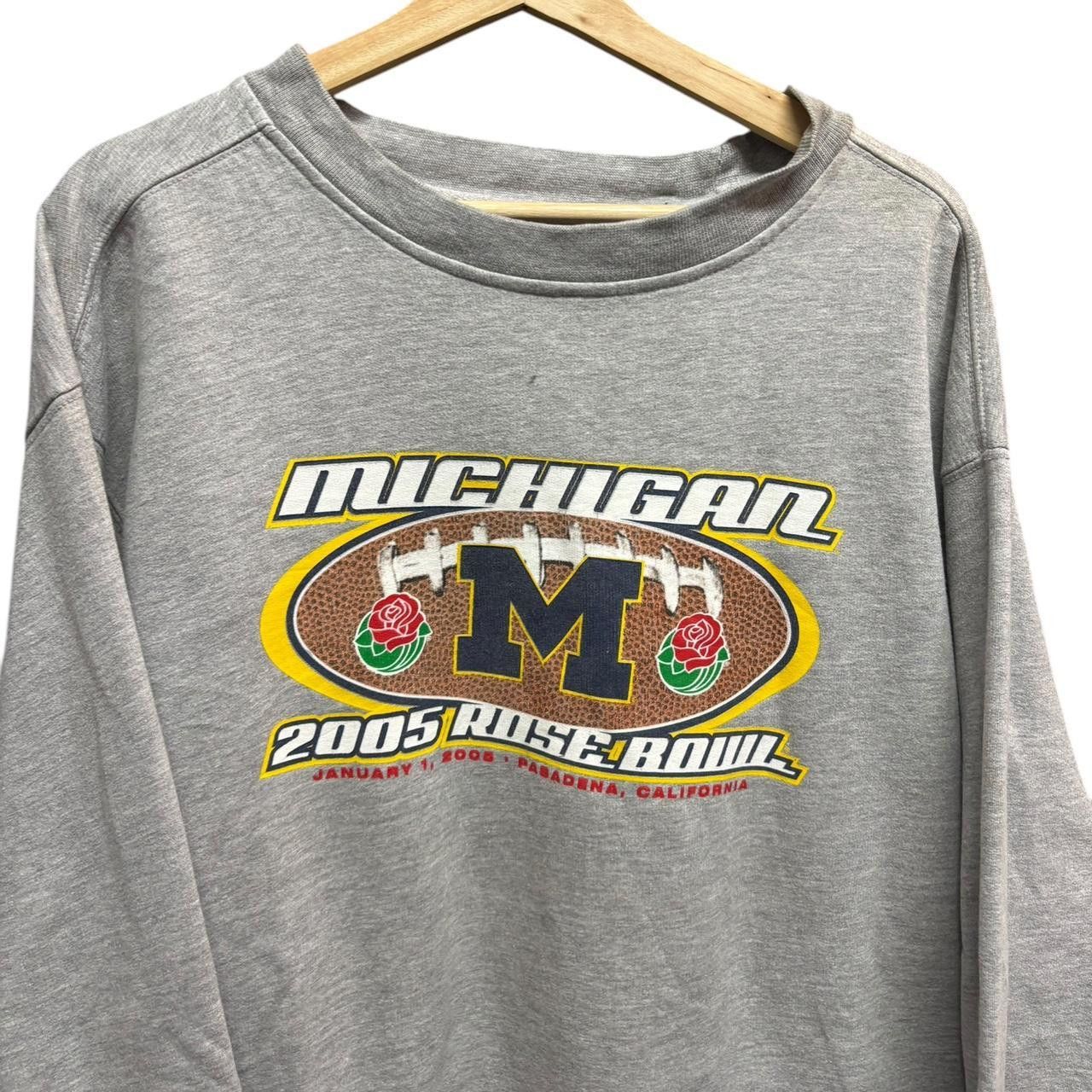 NFL × Vintage Vintage Michigan Rose Bowl Sweatshirt size: XL Size US XL / EU 56 / 4 - 3 Thumbnail