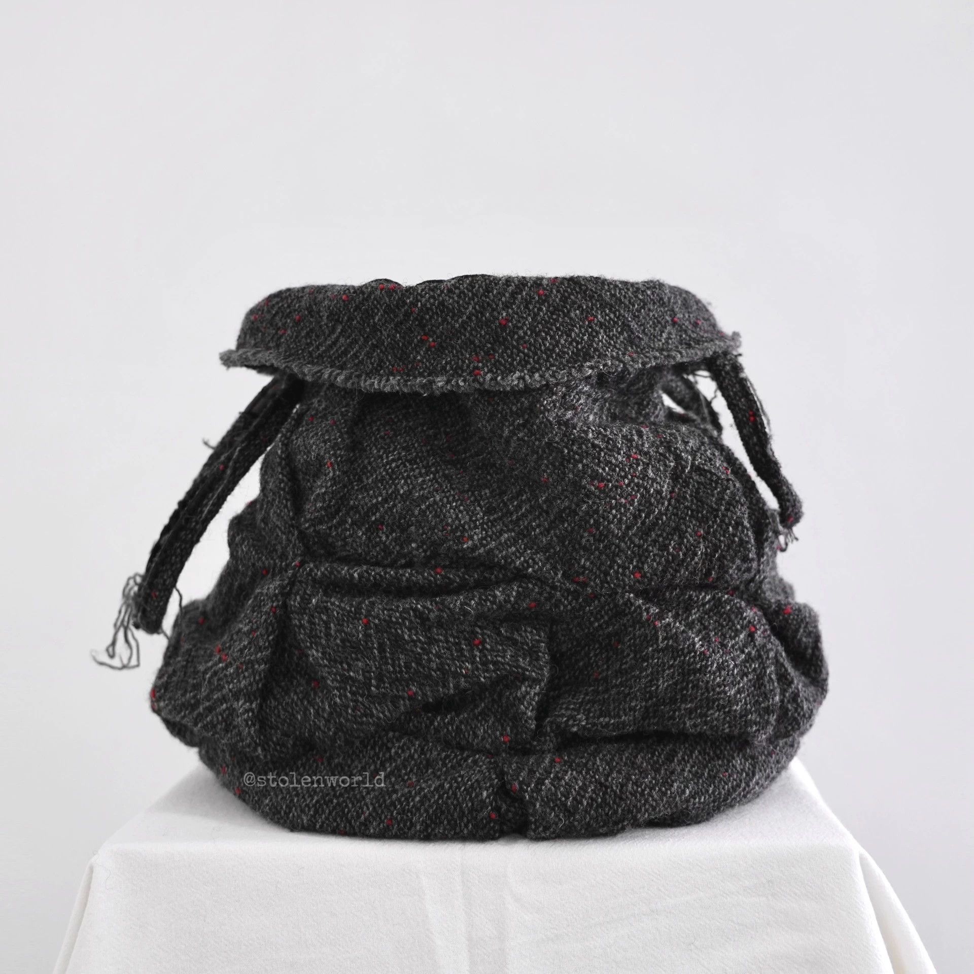 Junya Watanabe Junya Watanabe Wool Wrinkled Drawstring Round Bag Size ONE SIZE - 4 Thumbnail