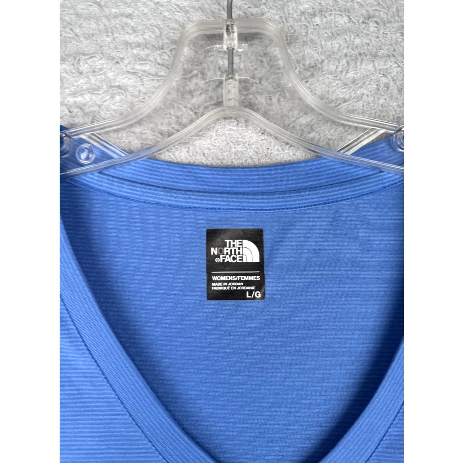 The North Face The North Face T-Shirt Women Large Blue Stripe Short Sleeve V-Neck Polyester Read Size L / US 10 / IT 46 - 6 Thumbnail