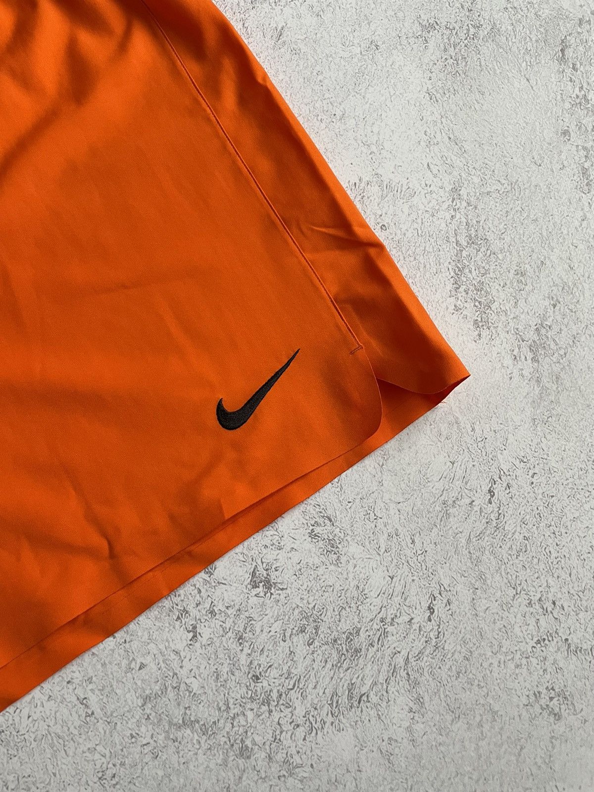 Nike Nike Vintage KNVB Netherlands Shorts Orange Size XL-XXL Size US 38 / EU 54 - 3 Thumbnail