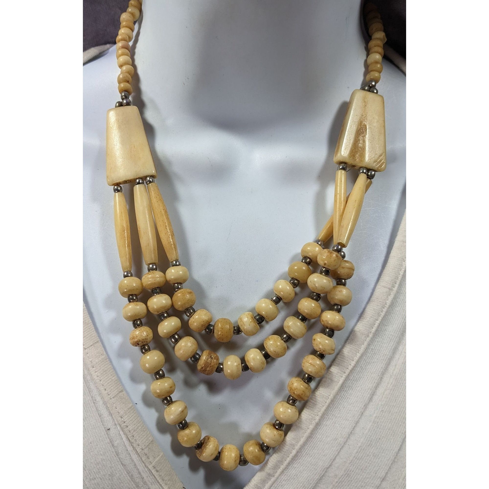 Other Vintage Tribal Carved Cow Bone Statement Necklace Size ONE SIZE - 4 Thumbnail