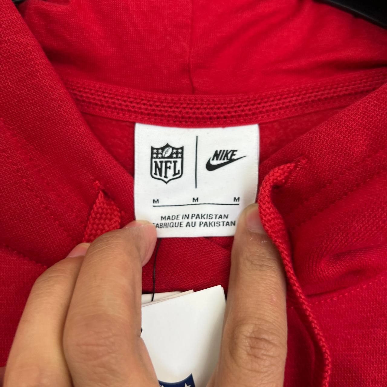 Nike Nike Hoodie Men Large Red Tampa Bay Buccaneers NFL New L Size US L / EU 52-54 / 3 - 2 Thumbnail