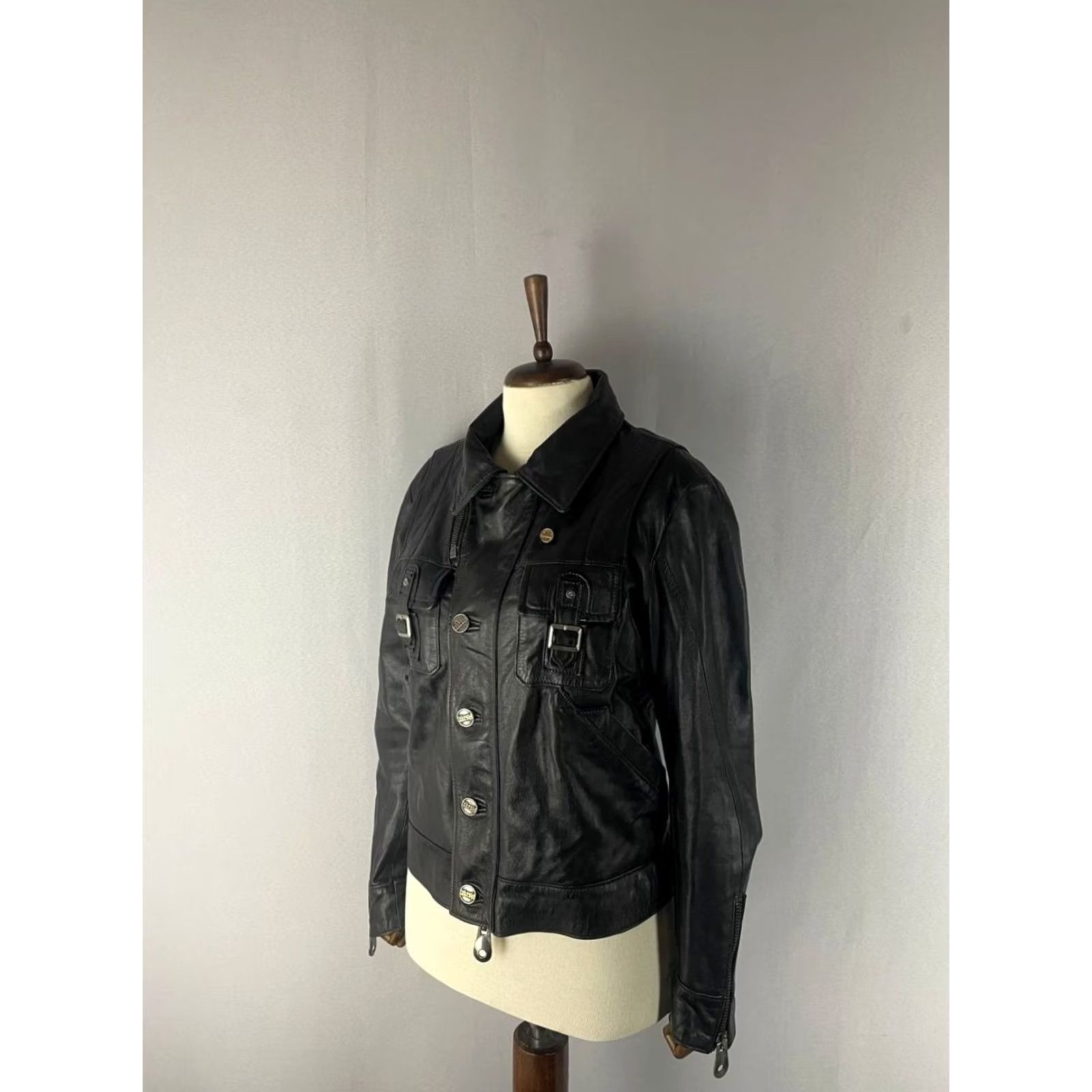 Vera Pelle VINTAGE Vera Pelle Leather Jacket Womens M Black Long Sleeve Zipper Full Zip Jacket` Size M / US 6-8 / IT 42-44 - 2 Thumbnail