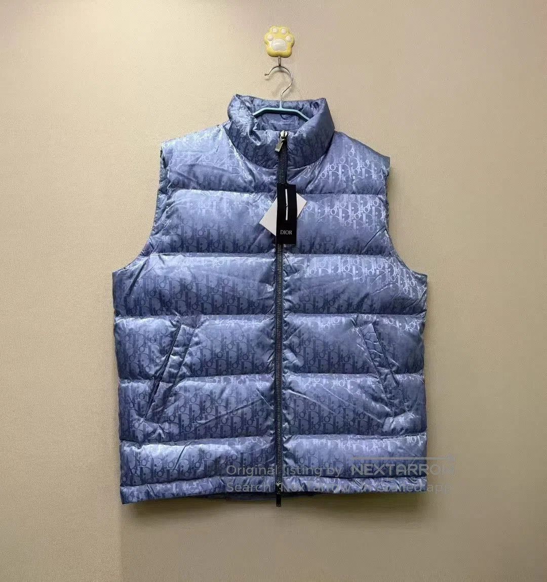 Dior DIOR Latest Haze Blue Monogram Down Vest. Size US L / EU 52-54 / 3 - 1 Thumbnail
